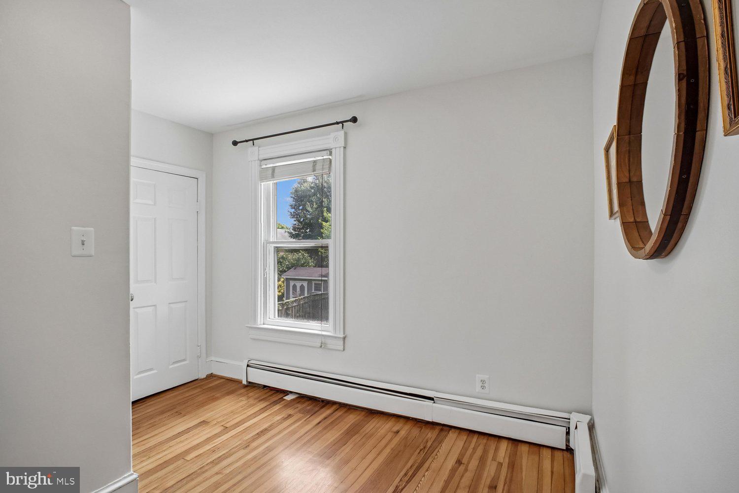 MAYWOOD - Residential