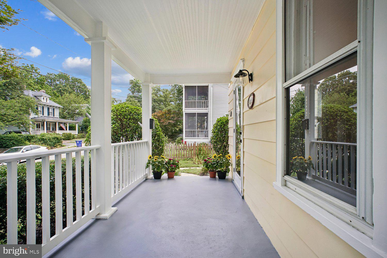 MAYWOOD - Residential