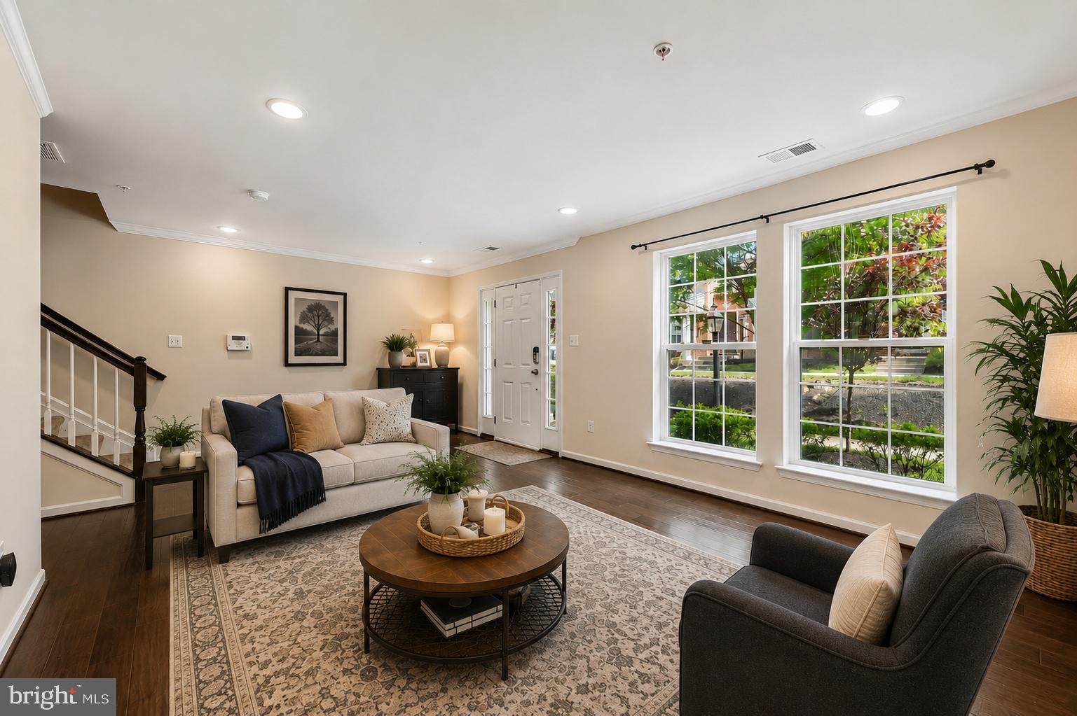 OXFORD SQUARE - Residential