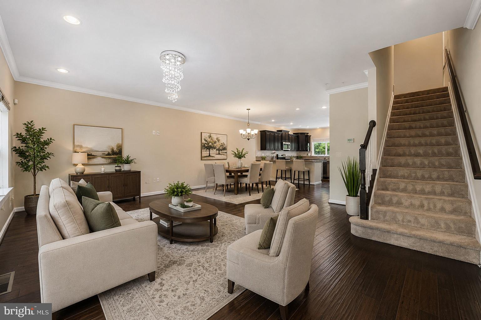 OXFORD SQUARE - Residential