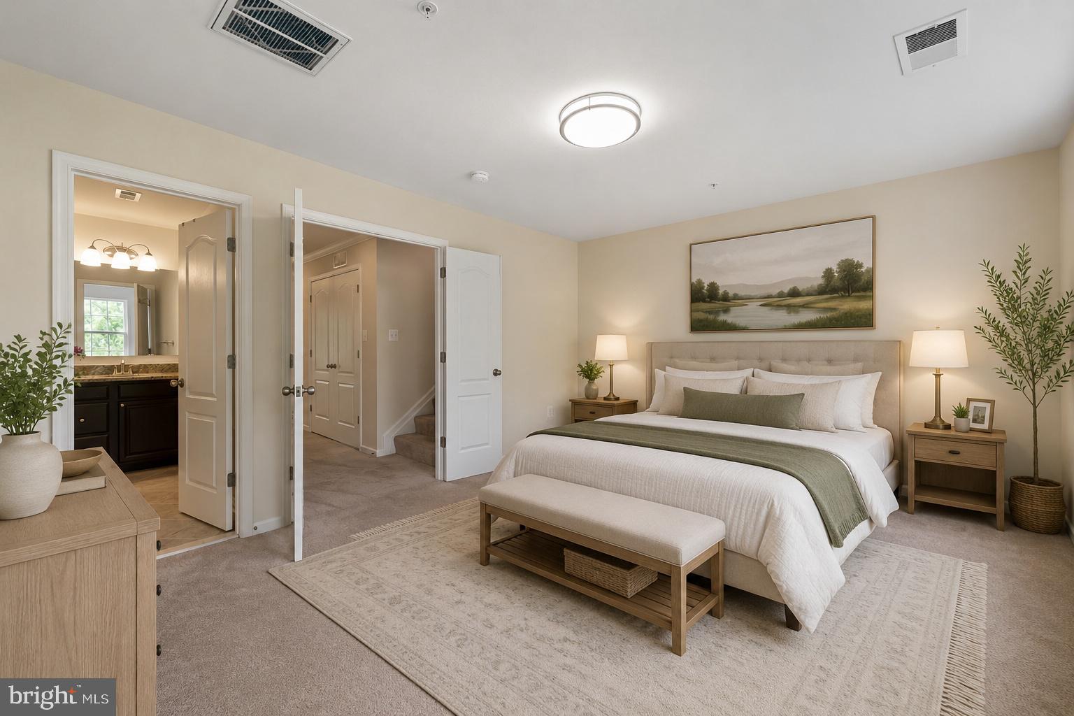 OXFORD SQUARE - Residential
