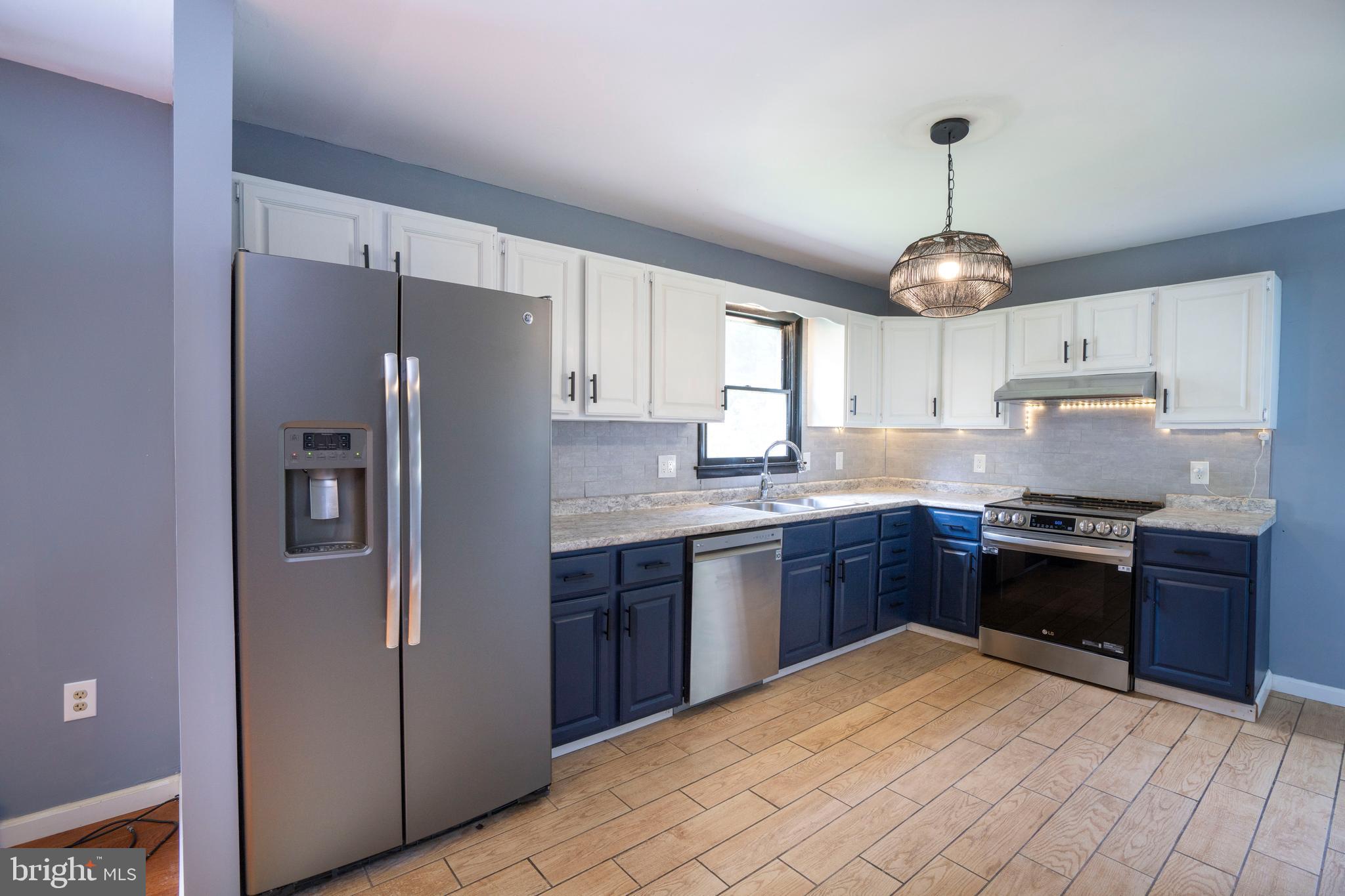 SPRING CREEK ESTATES - Residential