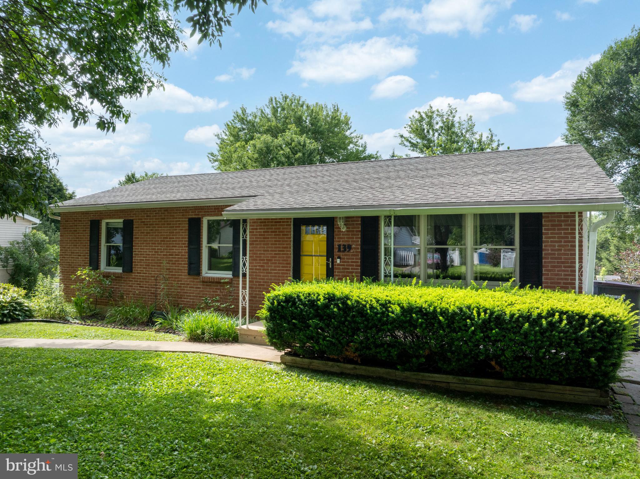 SPRING CREEK ESTATES - Residential