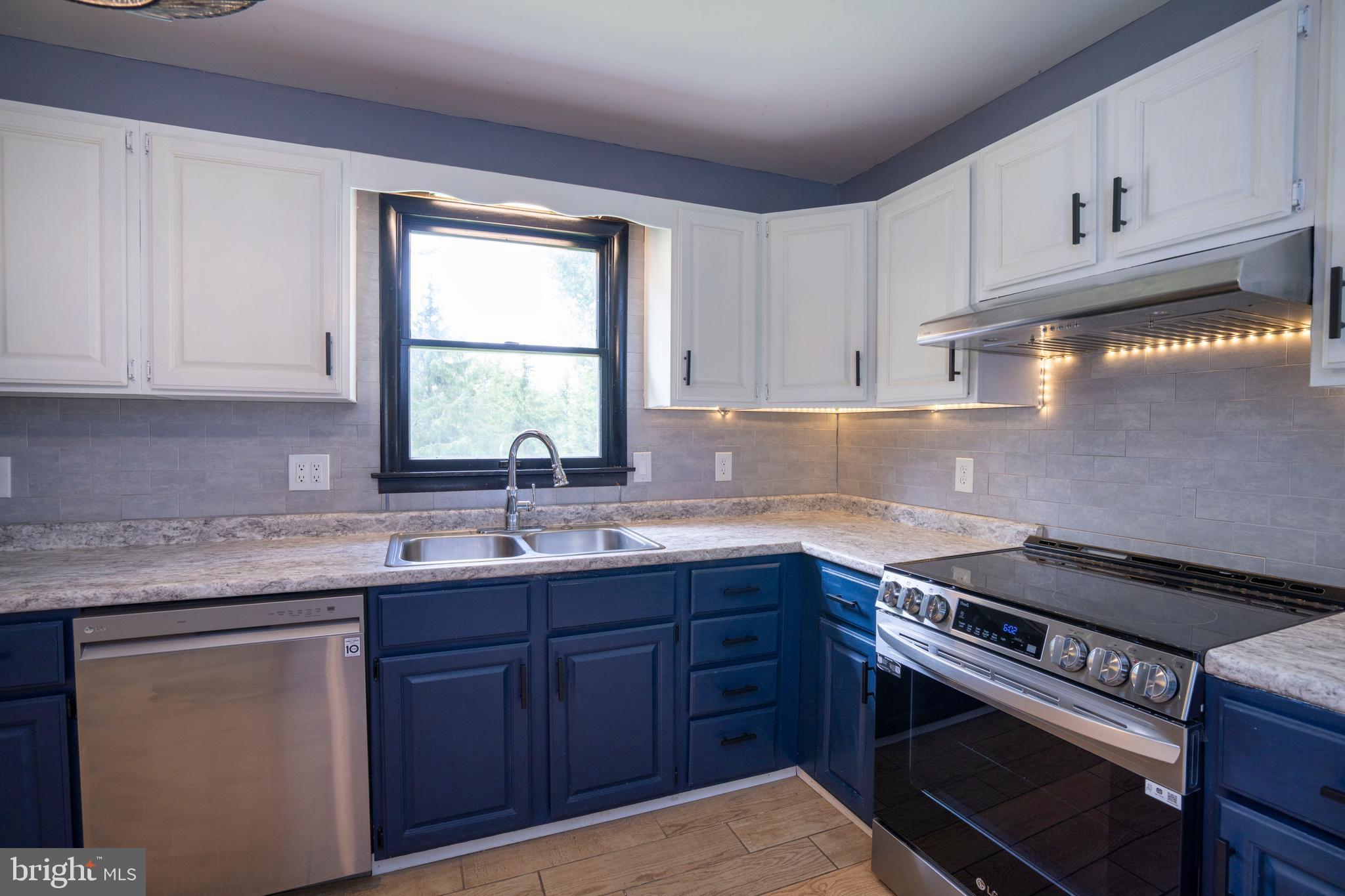 SPRING CREEK ESTATES - Residential