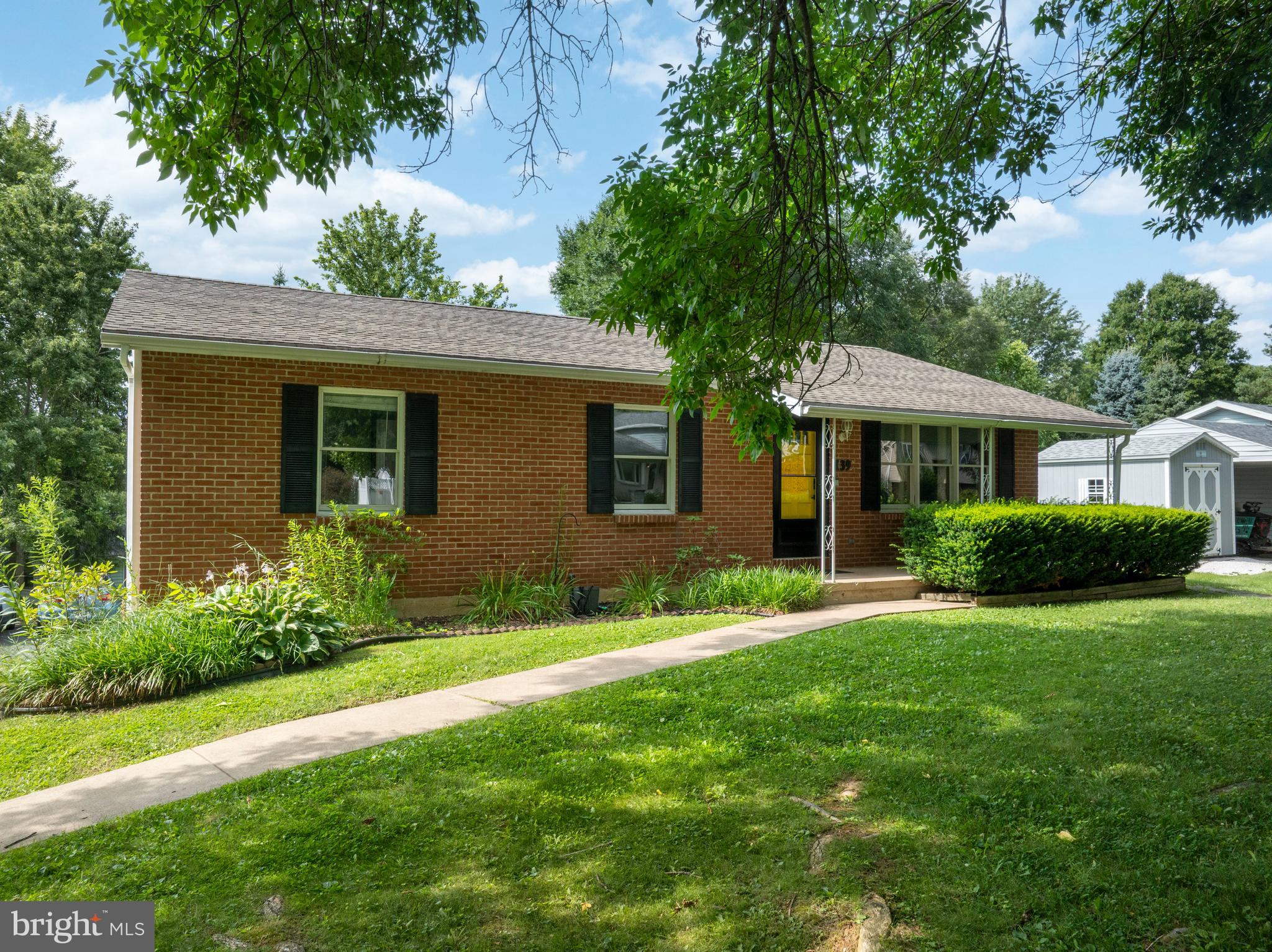 SPRING CREEK ESTATES - Residential