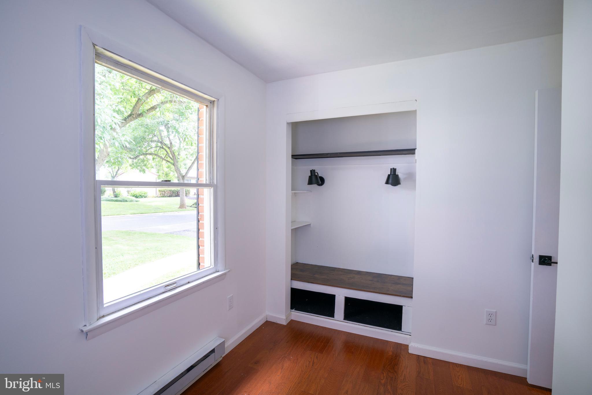 SPRING CREEK ESTATES - Residential