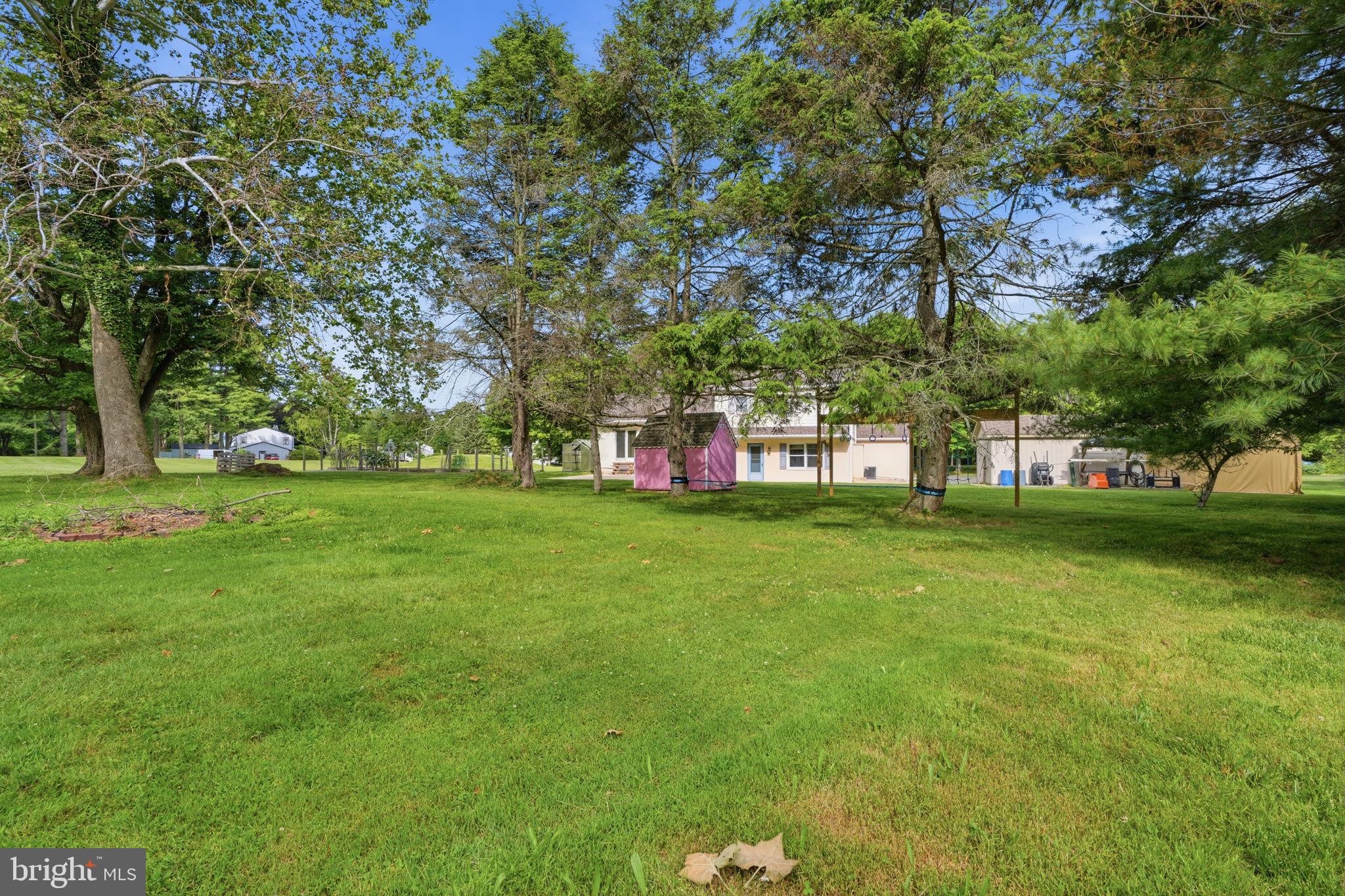 BUTTONWOOD GLEN - Residential