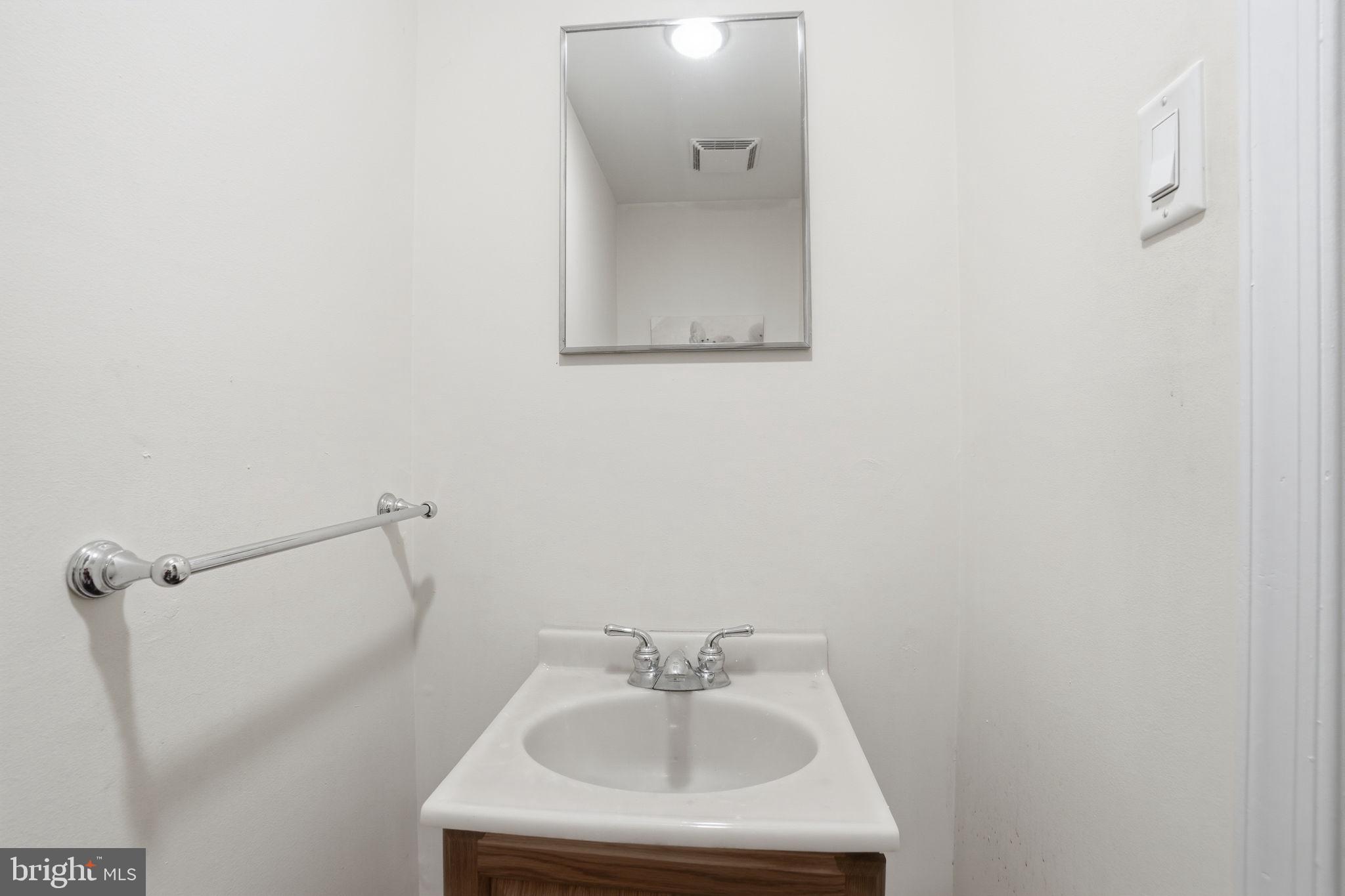 BUTTONWOOD GLEN - Residential