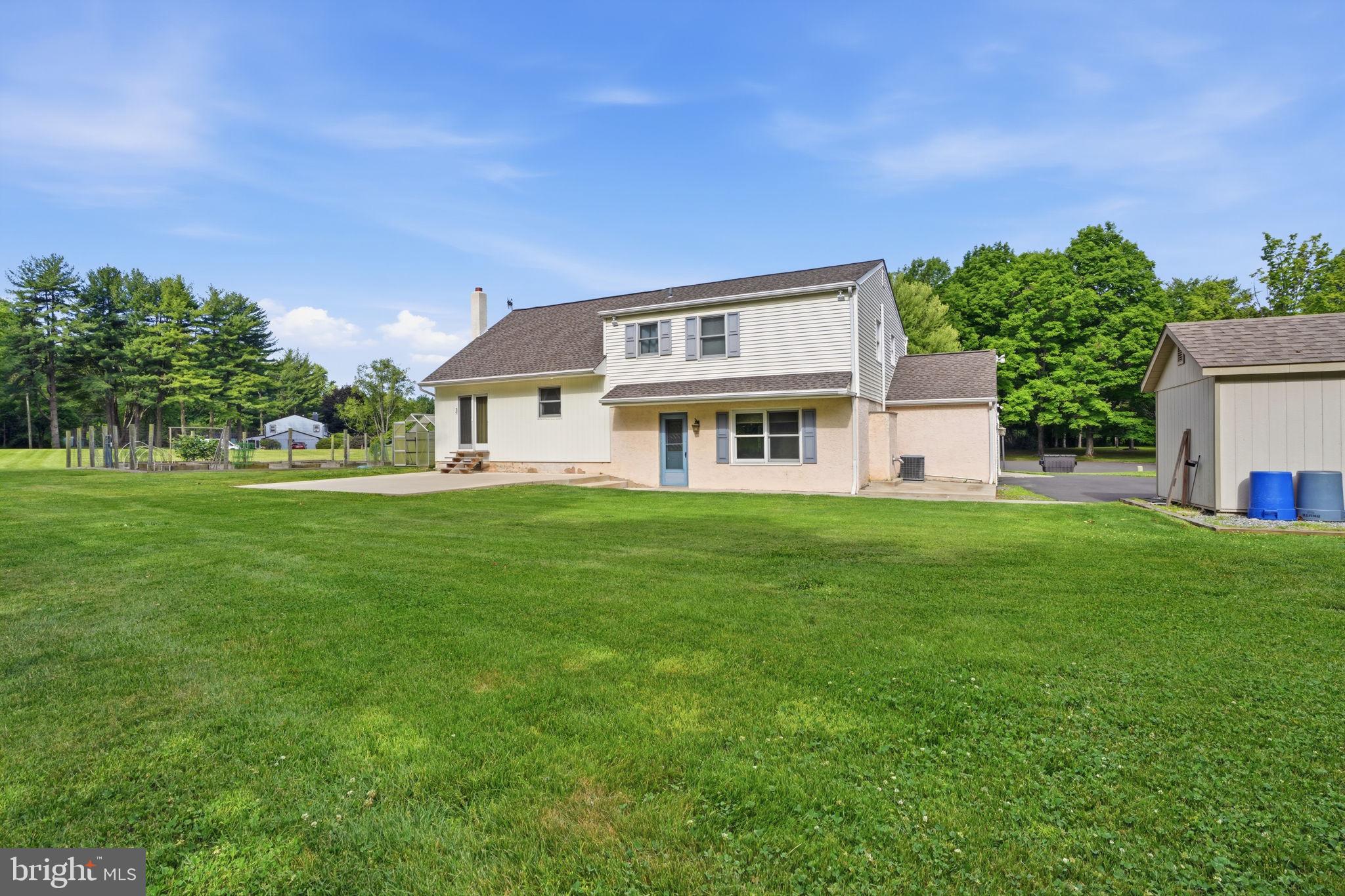 BUTTONWOOD GLEN - Residential