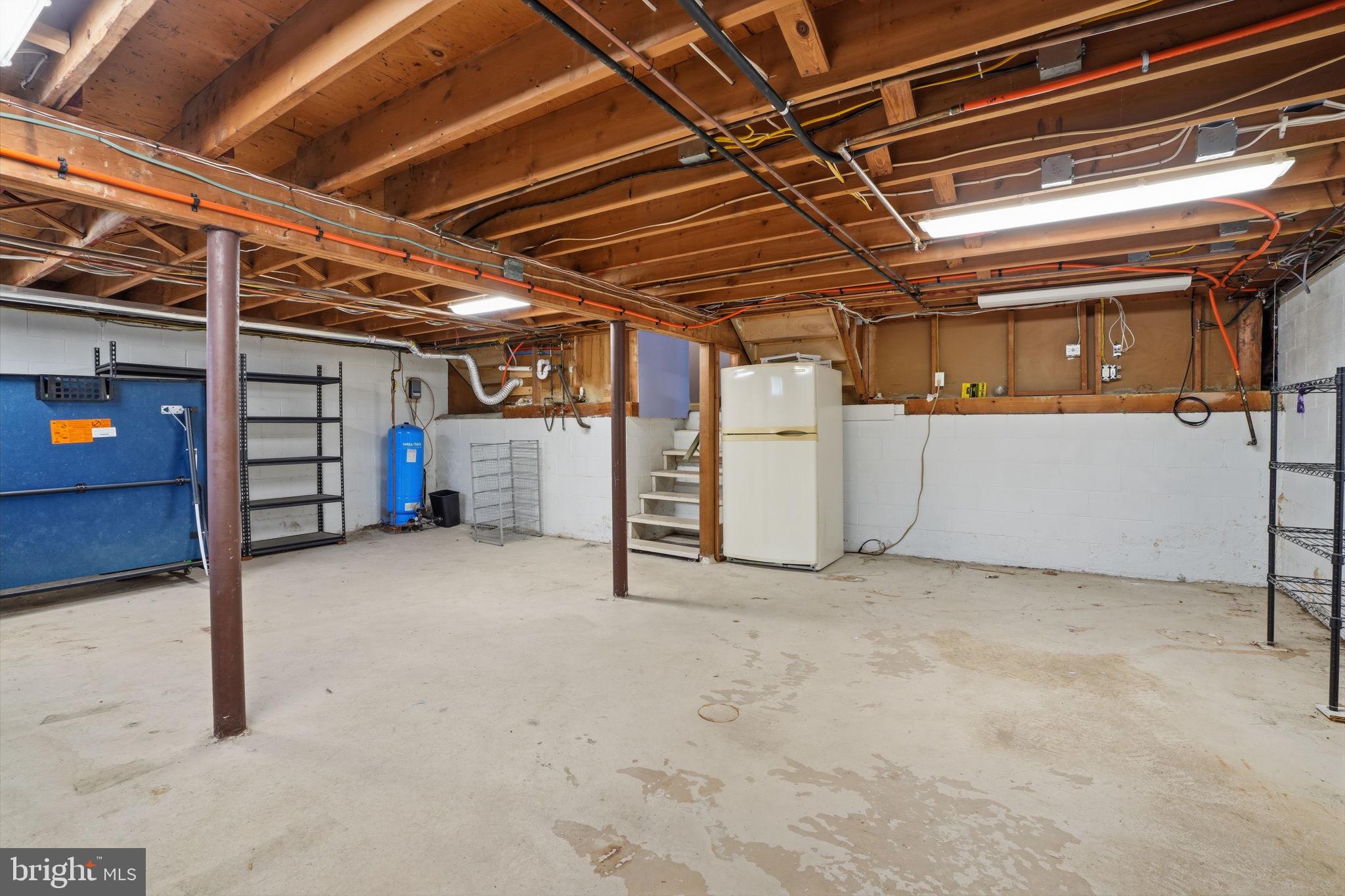 BUTTONWOOD GLEN - Residential