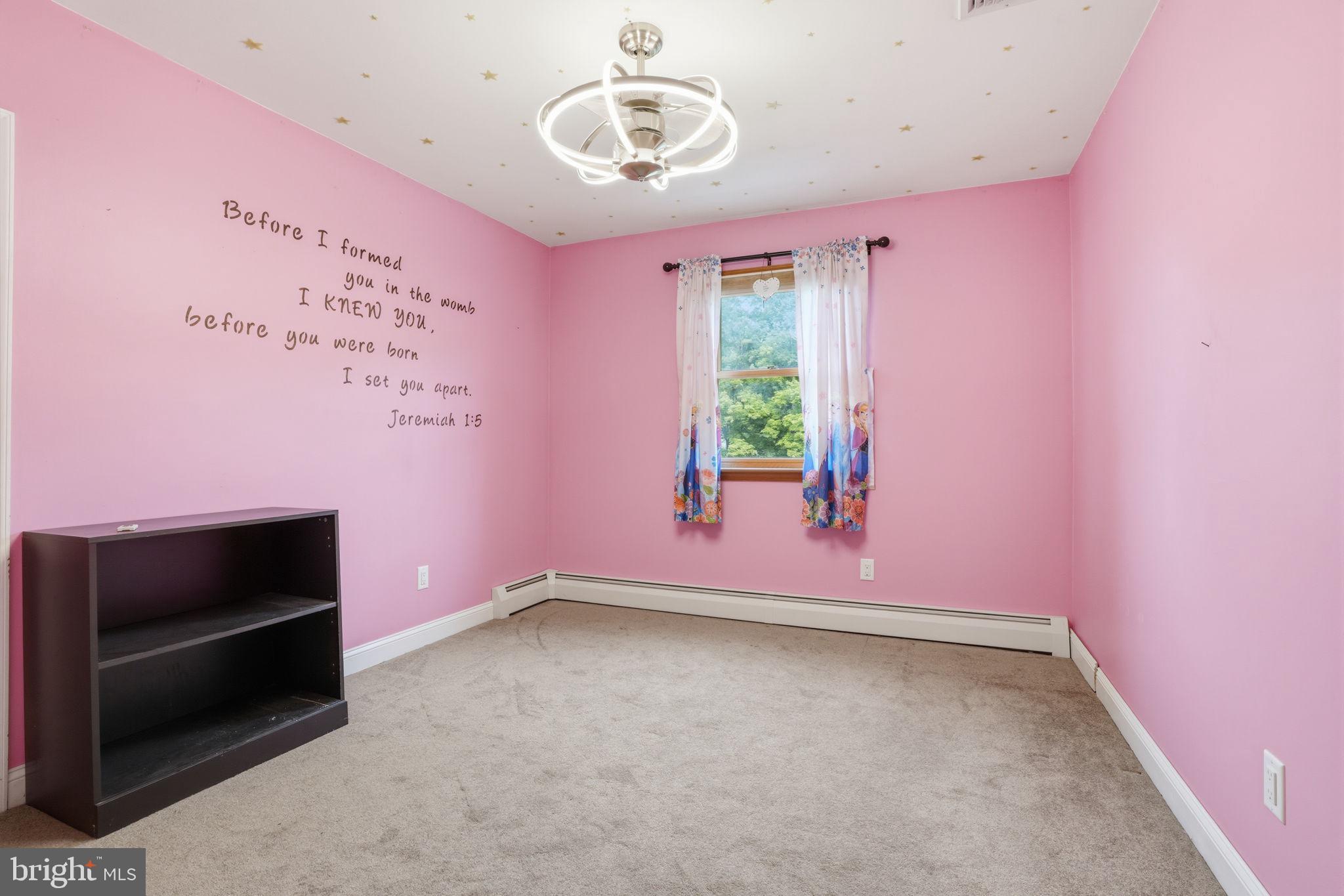 BUTTONWOOD GLEN - Residential