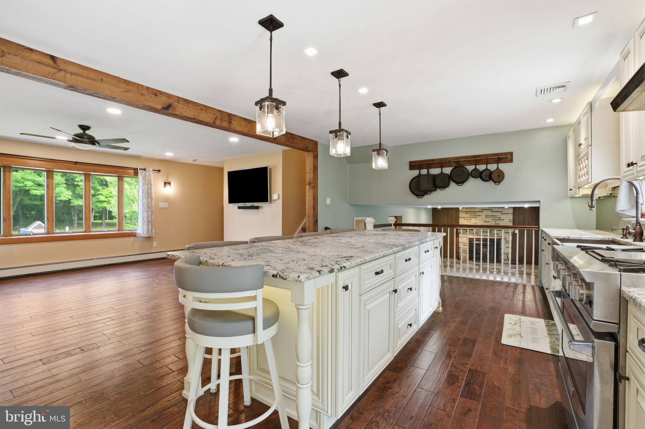 BUTTONWOOD GLEN - Residential