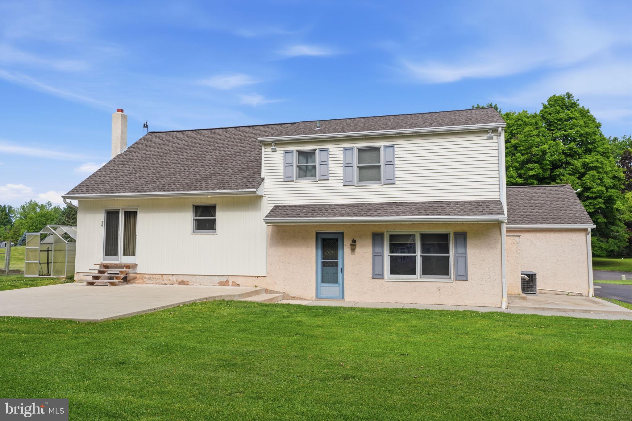 BUTTONWOOD GLEN - Residential