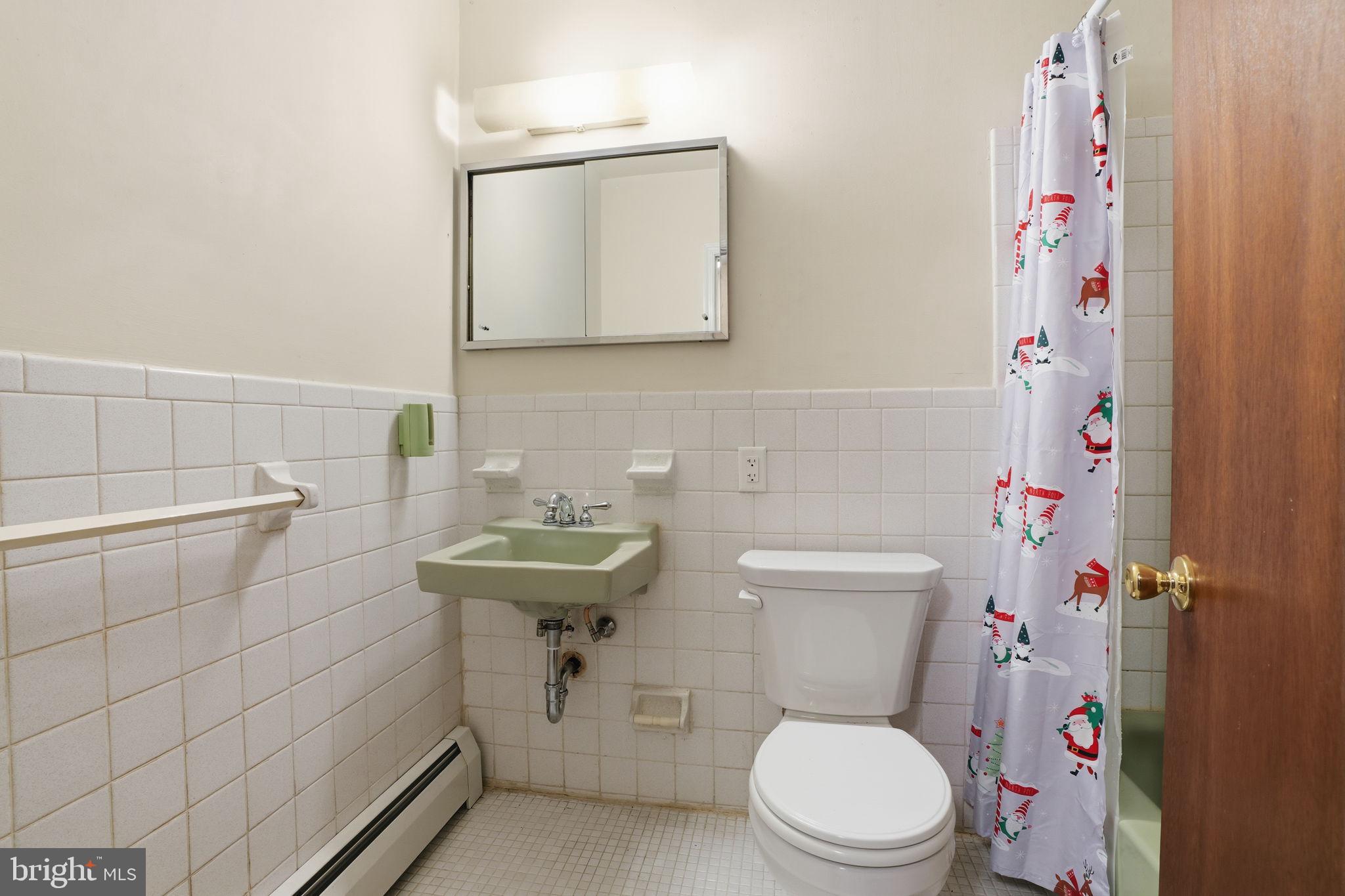 BUTTONWOOD GLEN - Residential