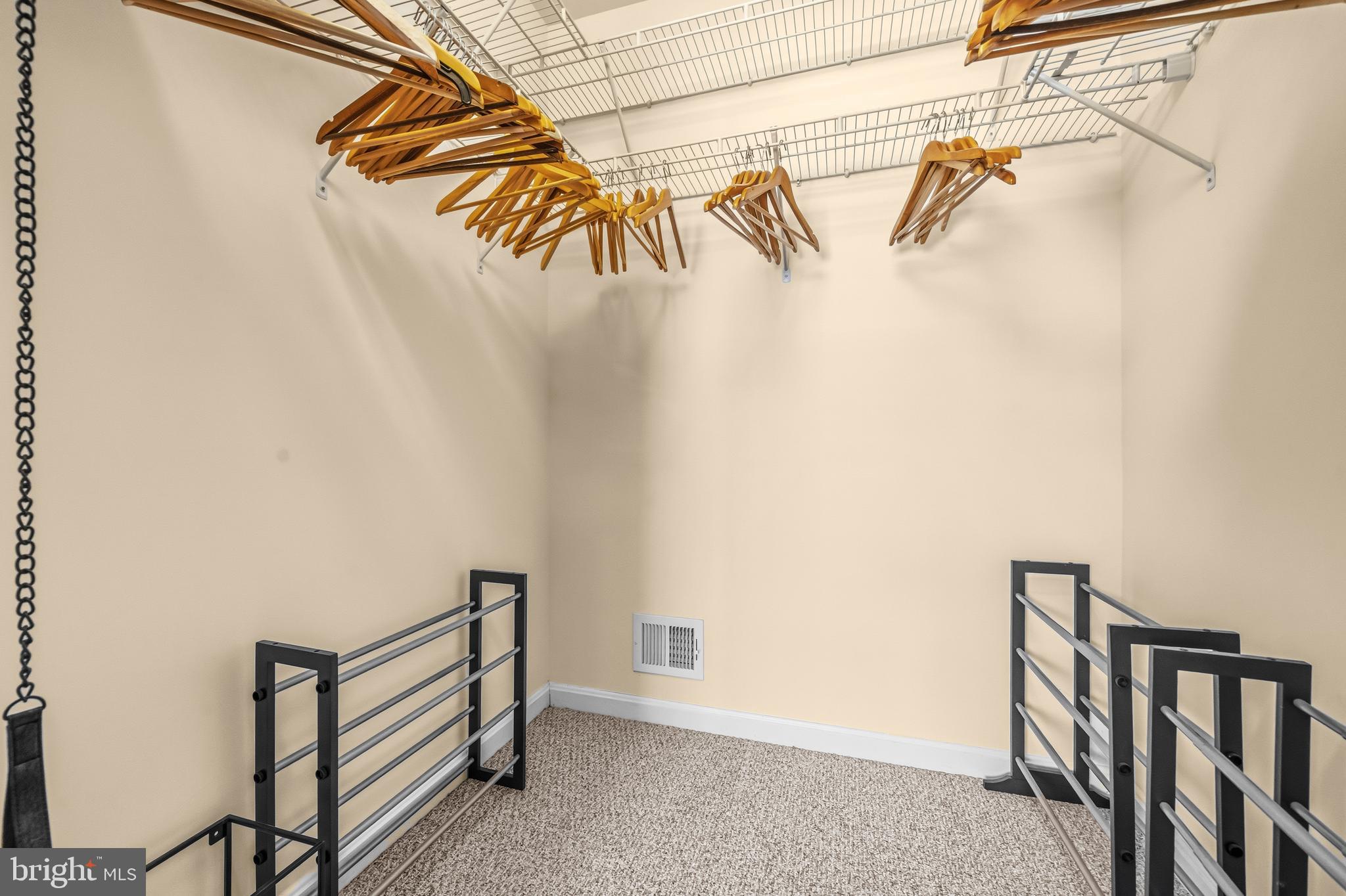 POINTE AT ARUNDEL PRESERVES - Residential