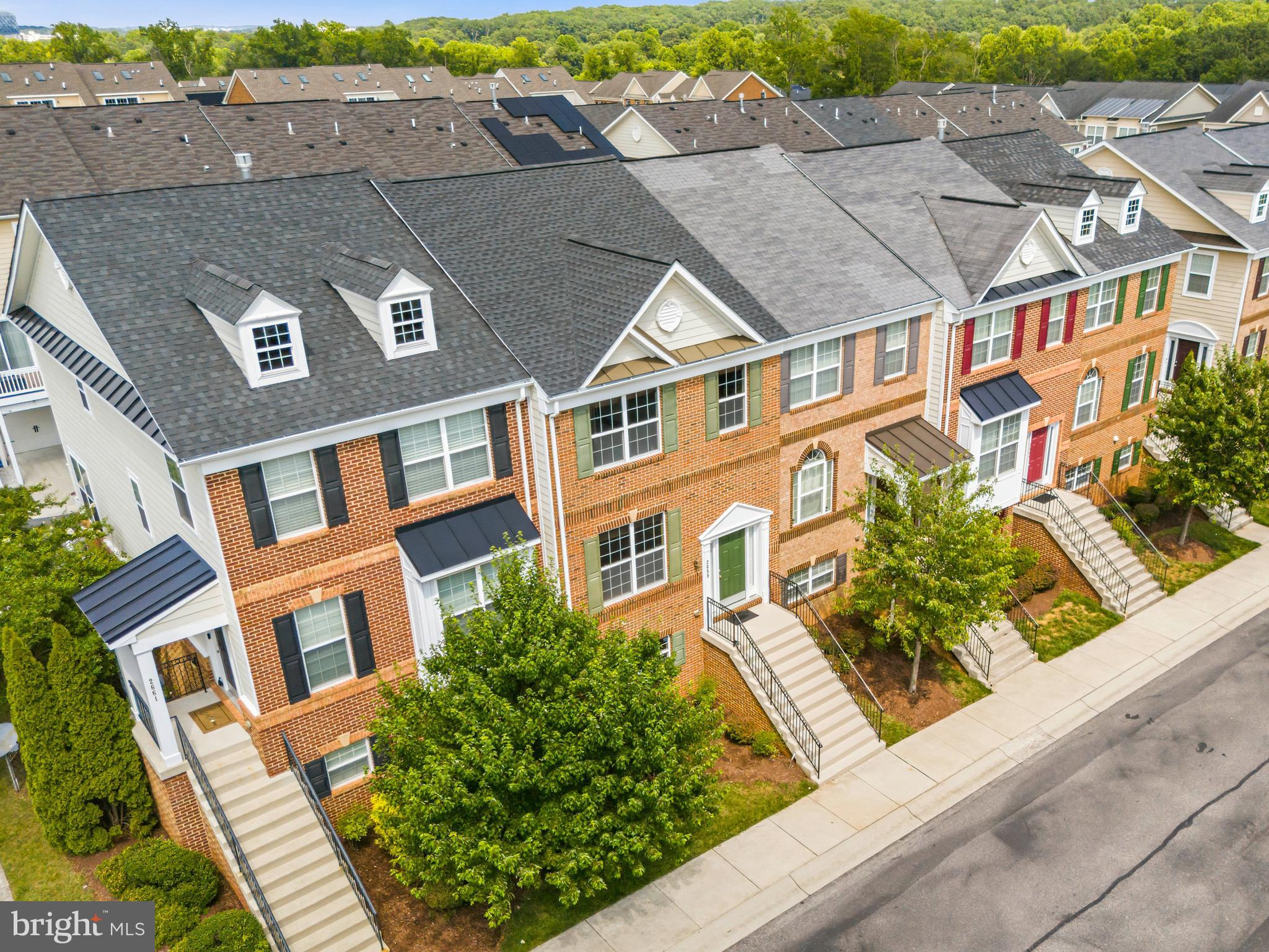 POINTE AT ARUNDEL PRESERVES - Residential