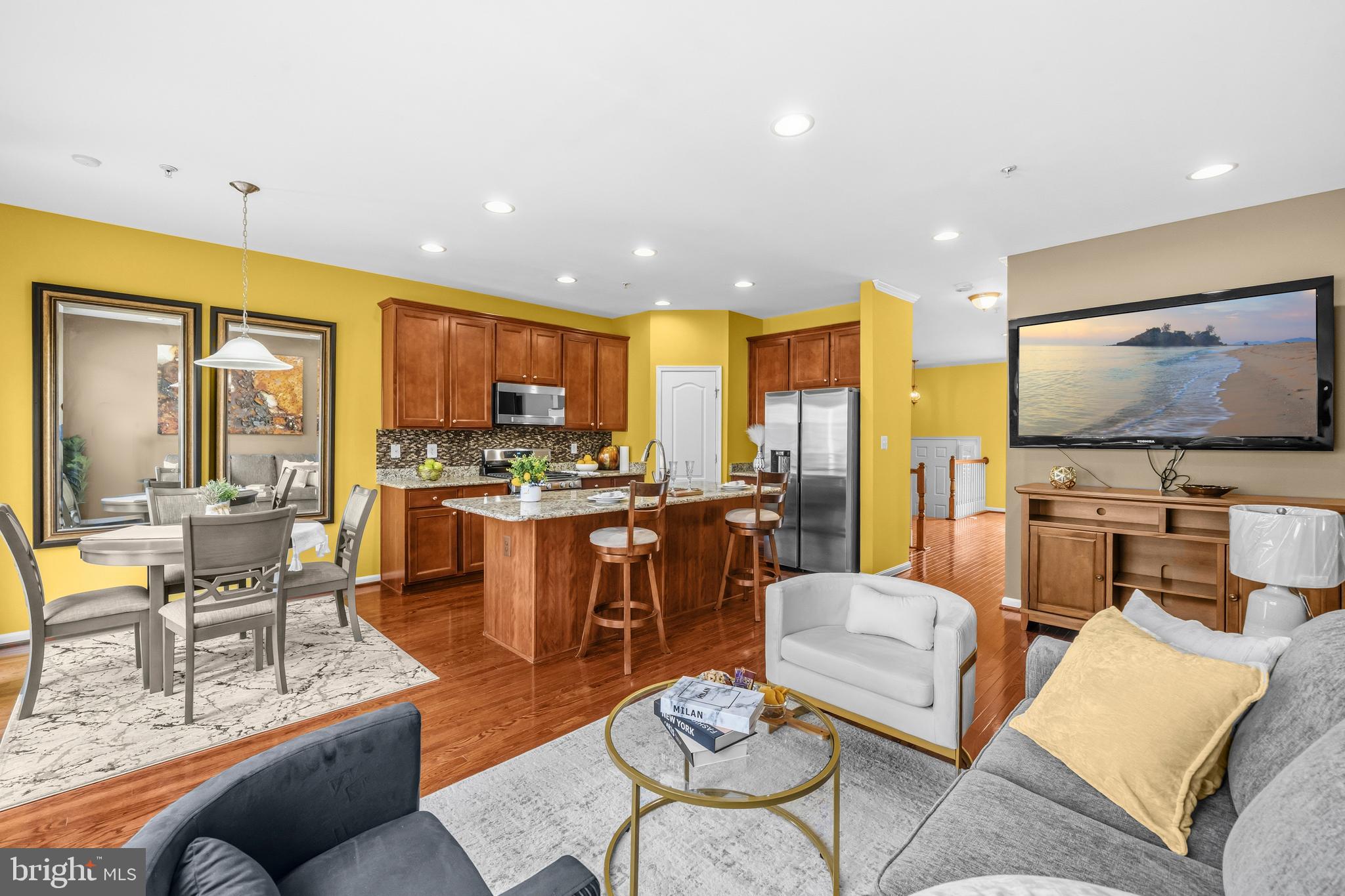 POINTE AT ARUNDEL PRESERVES - Residential