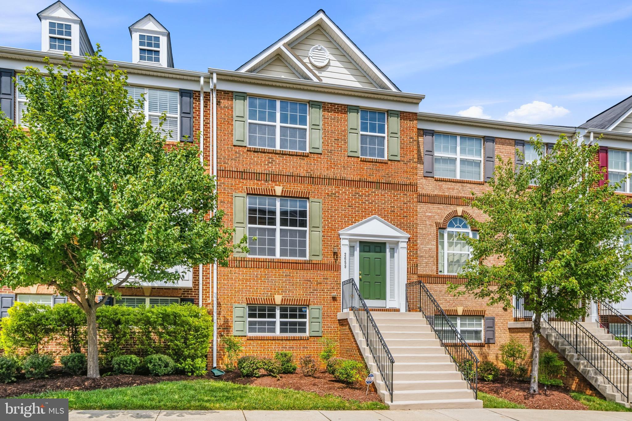 POINTE AT ARUNDEL PRESERVES - Residential