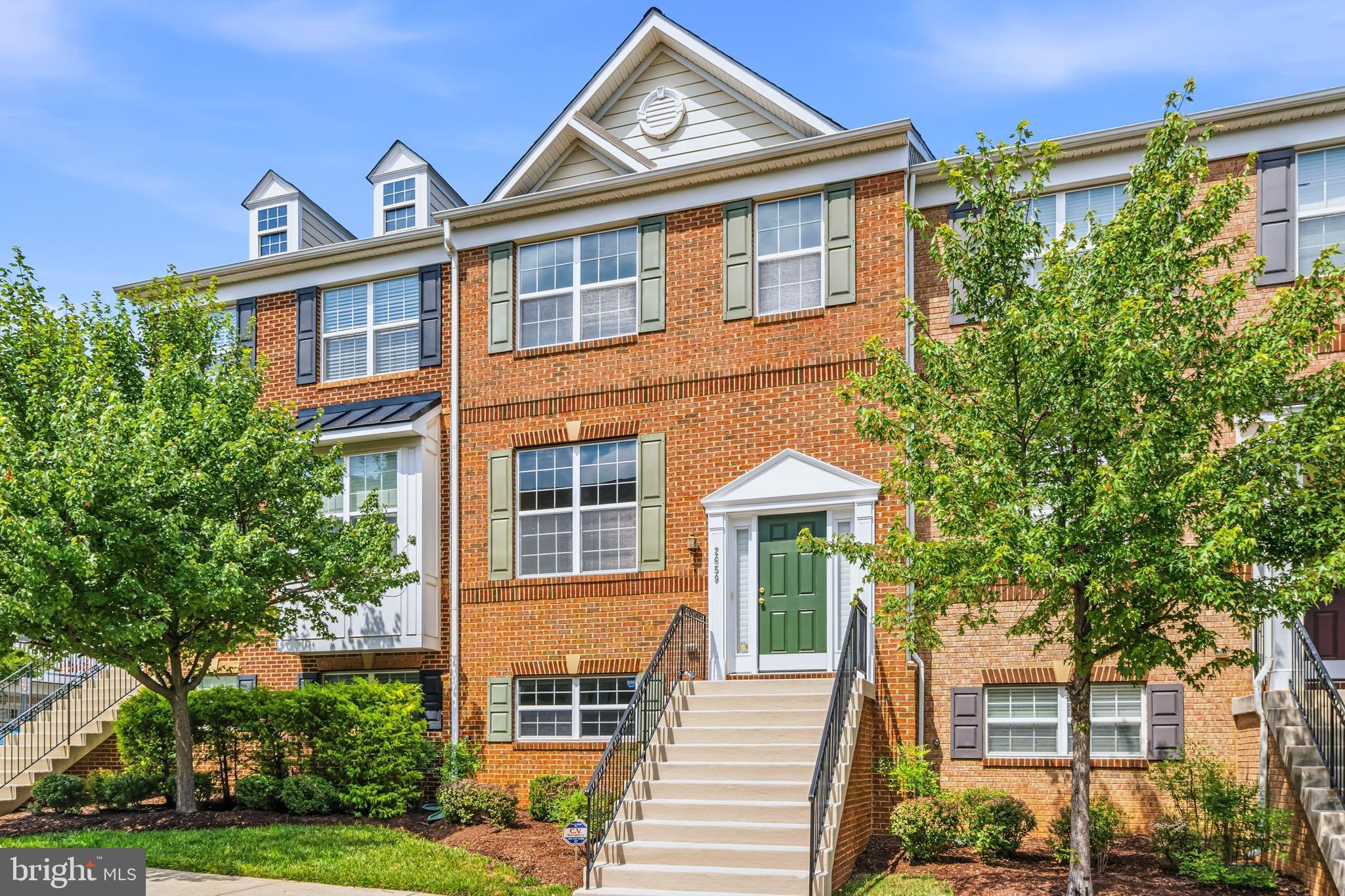 POINTE AT ARUNDEL PRESERVES - Residential