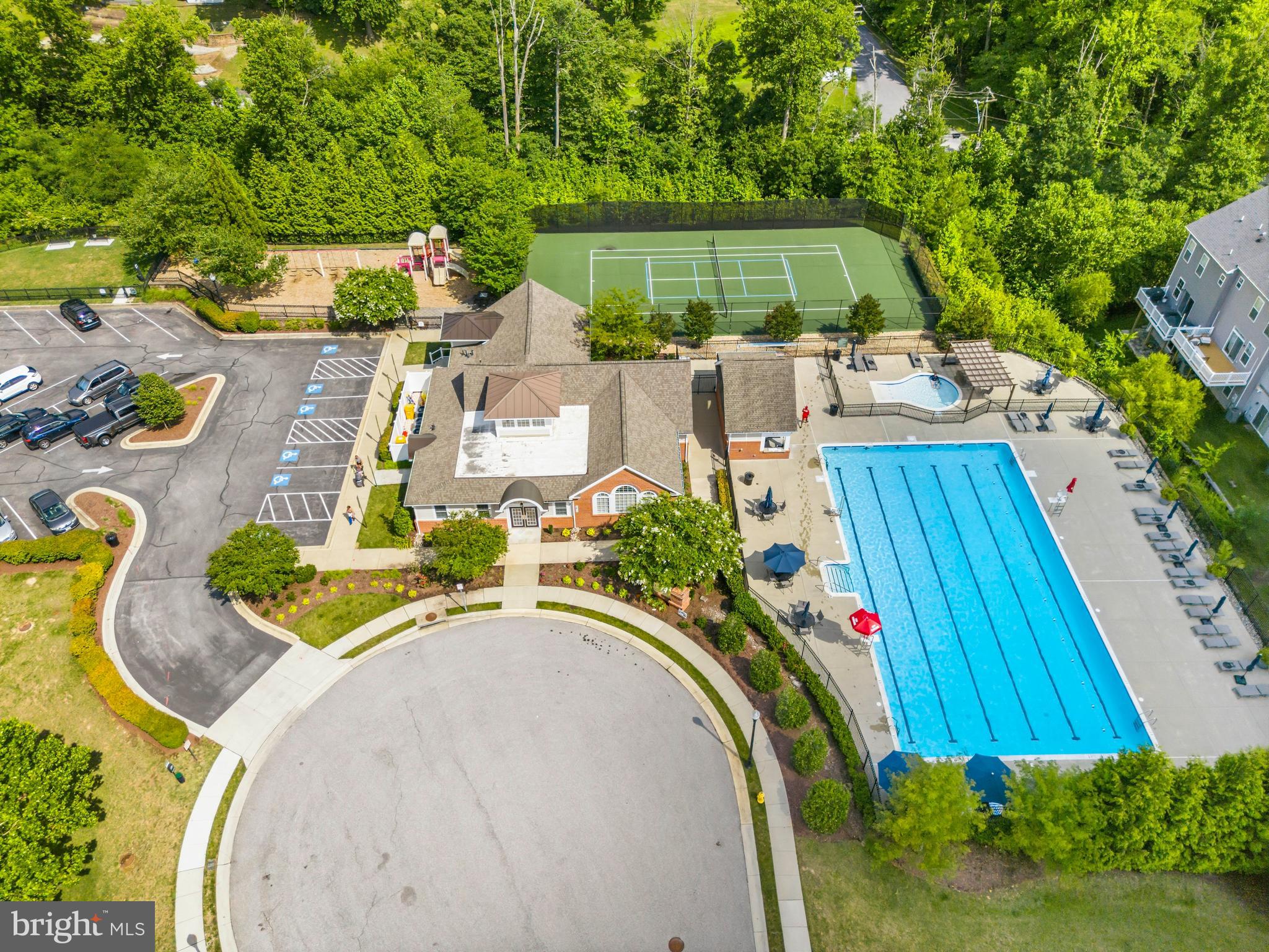 POINTE AT ARUNDEL PRESERVES - Residential