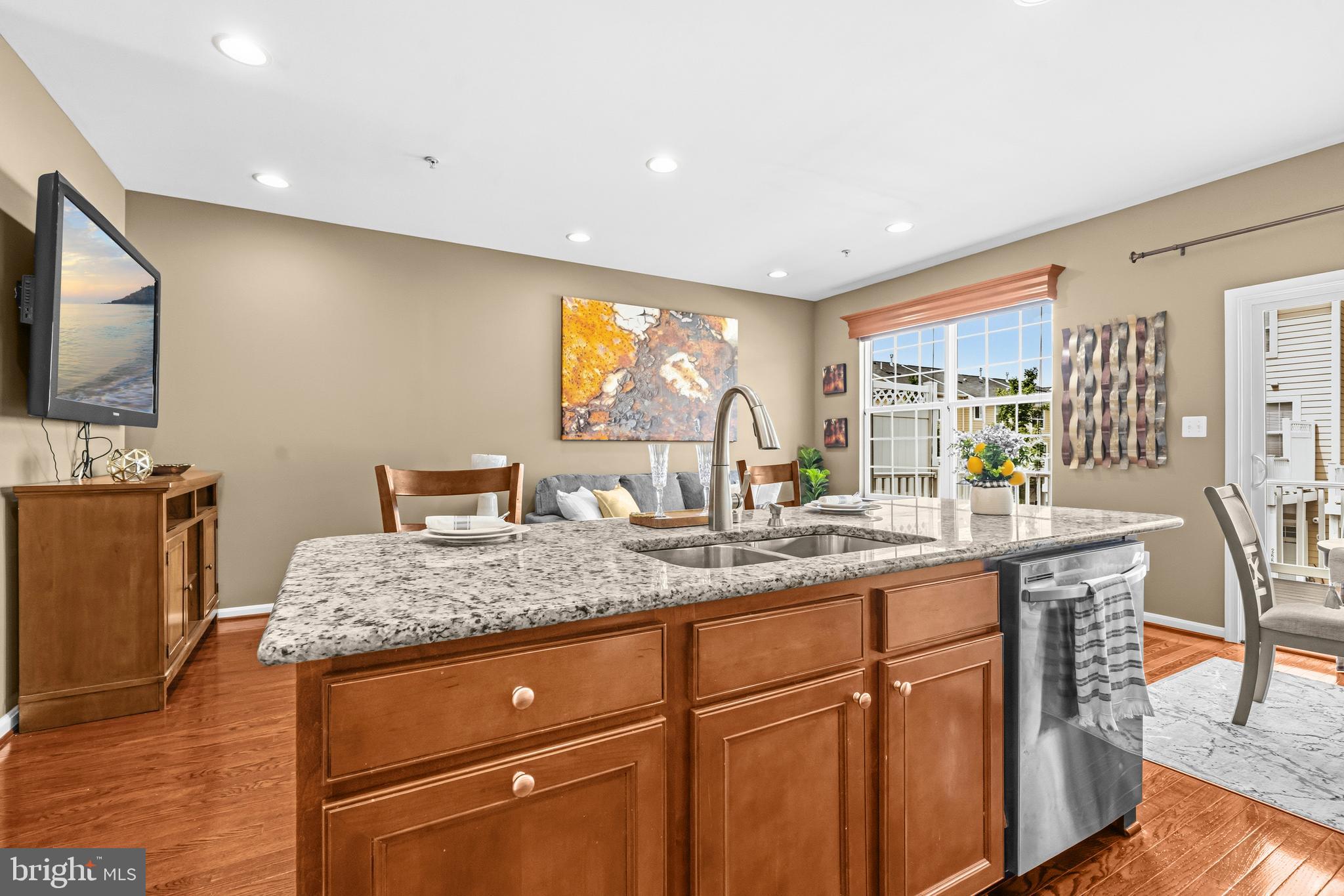 POINTE AT ARUNDEL PRESERVES - Residential
