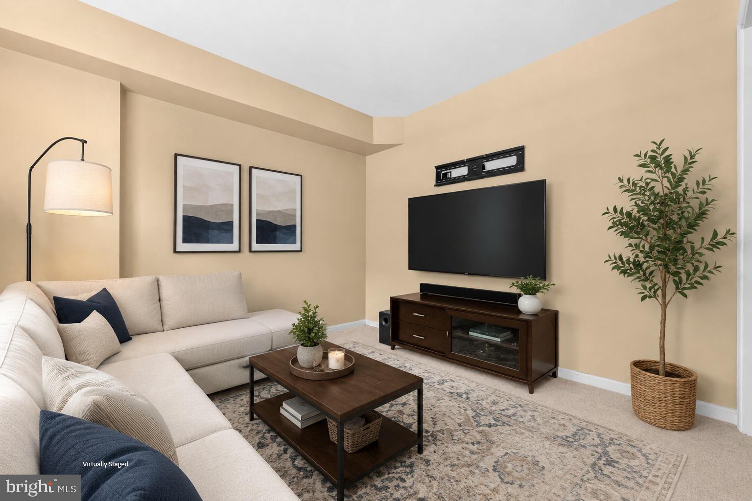 POINTE AT ARUNDEL PRESERVES - Residential