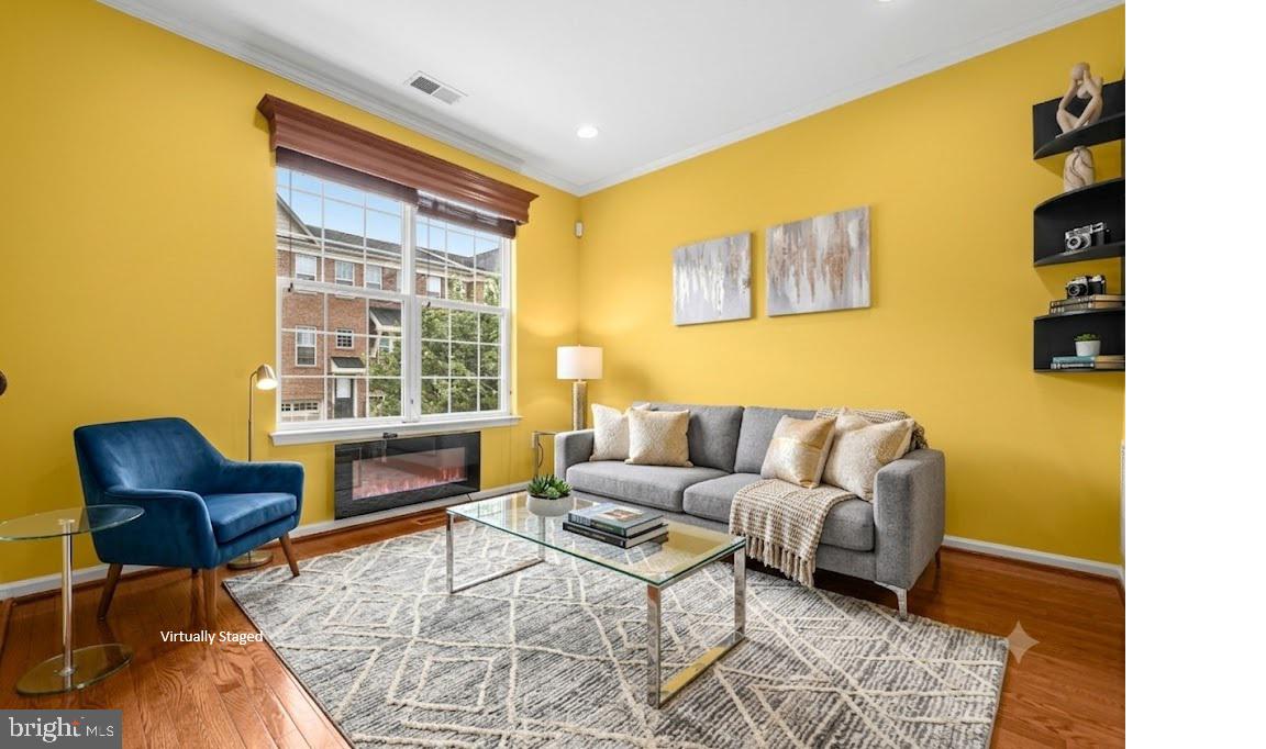 POINTE AT ARUNDEL PRESERVES - Residential