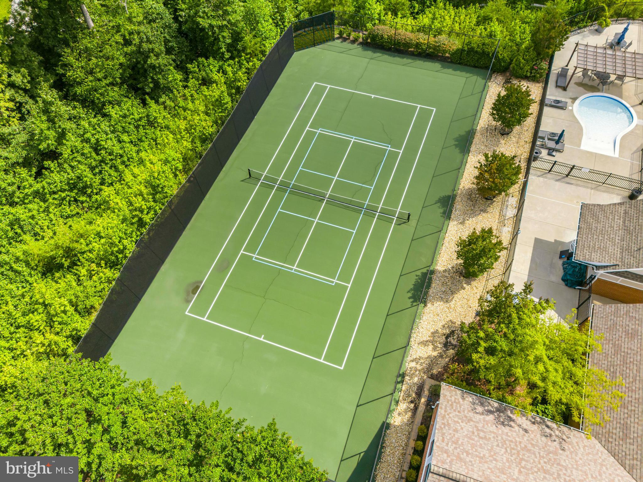 POINTE AT ARUNDEL PRESERVES - Residential