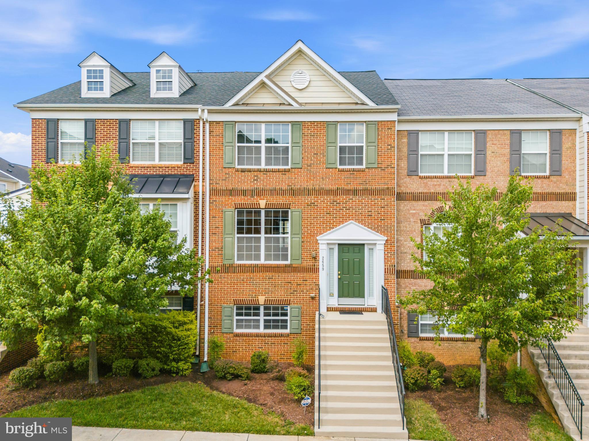 POINTE AT ARUNDEL PRESERVES - Residential