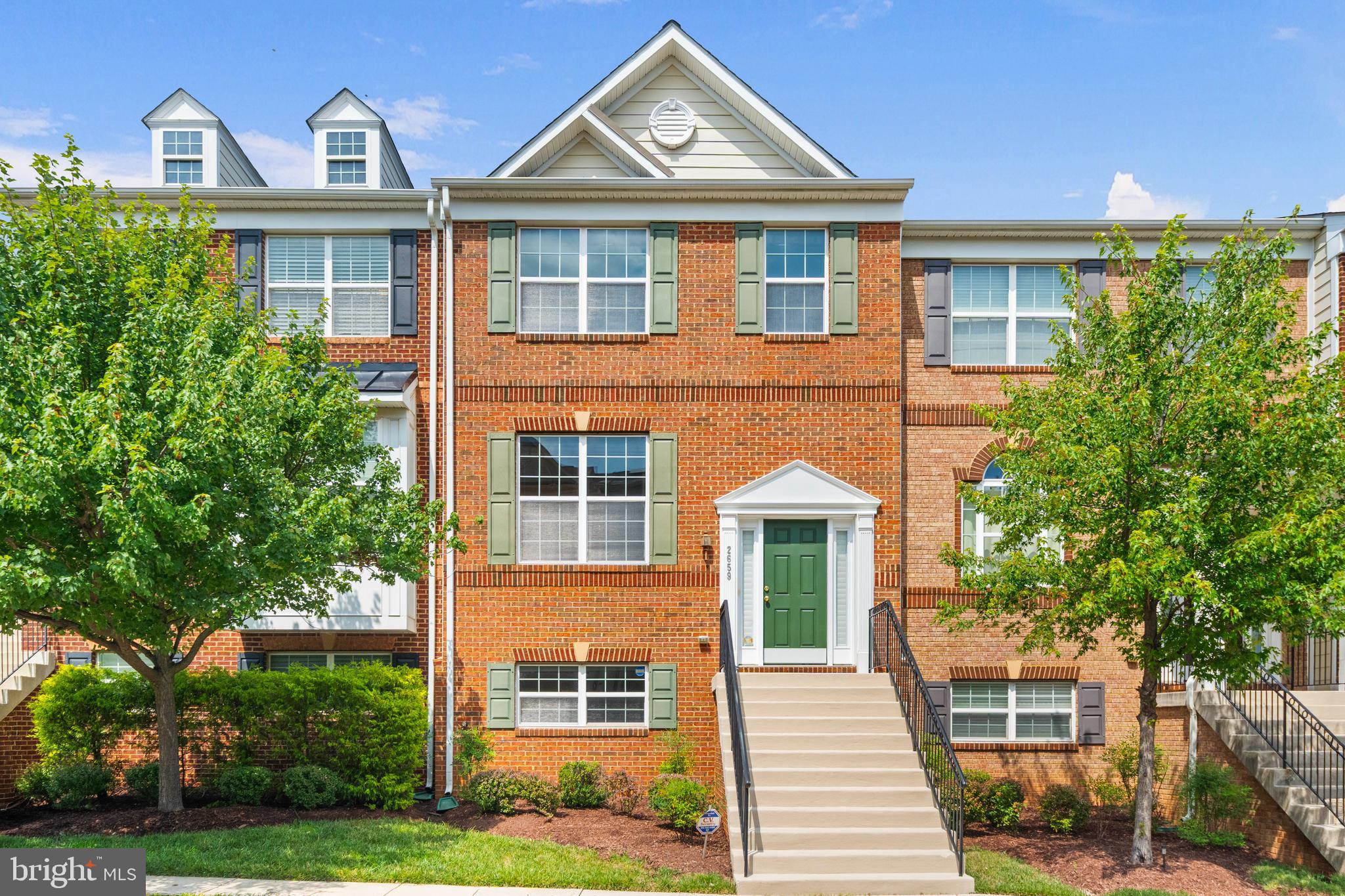 POINTE AT ARUNDEL PRESERVES - Residential
