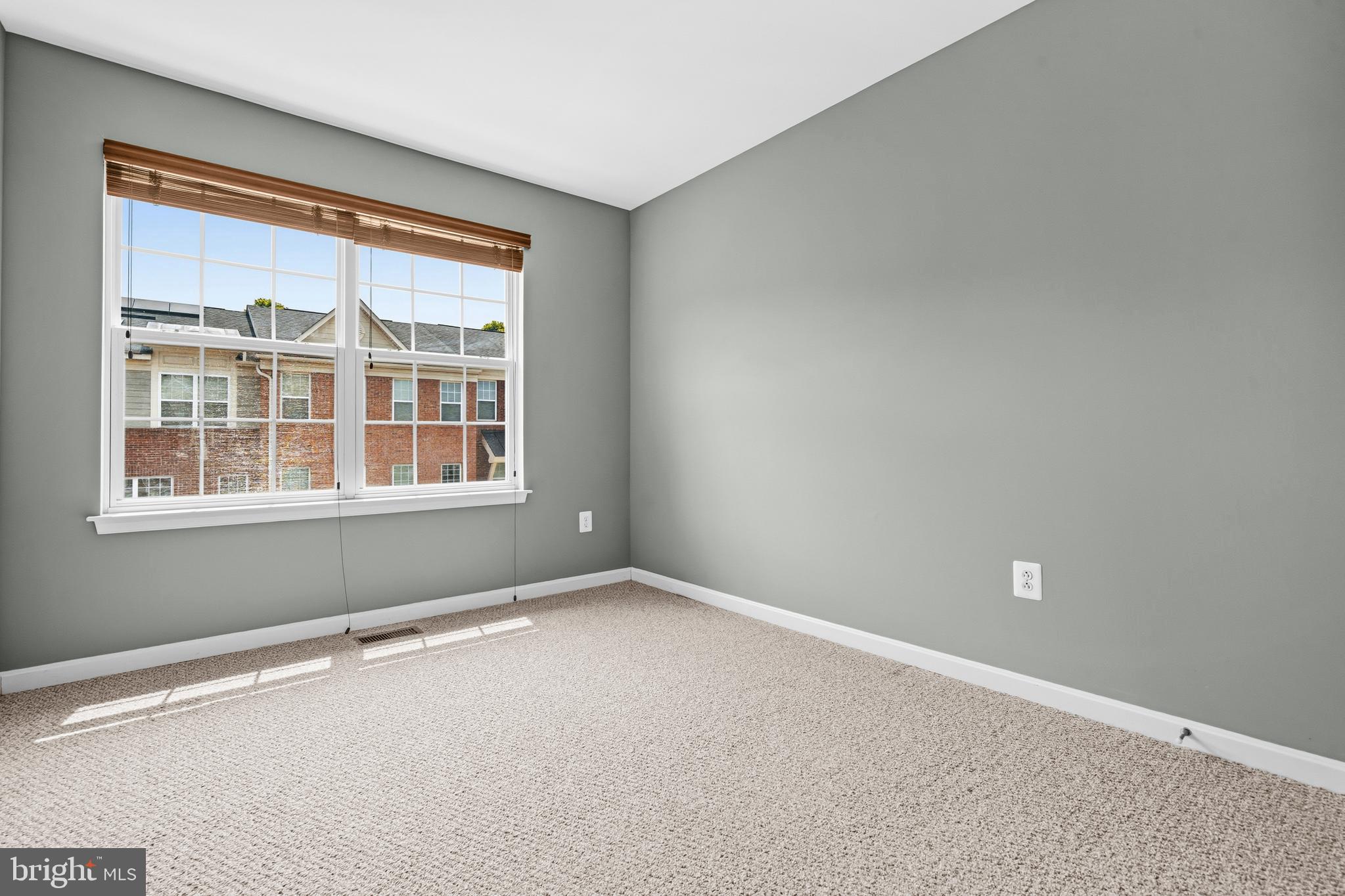 POINTE AT ARUNDEL PRESERVES - Residential