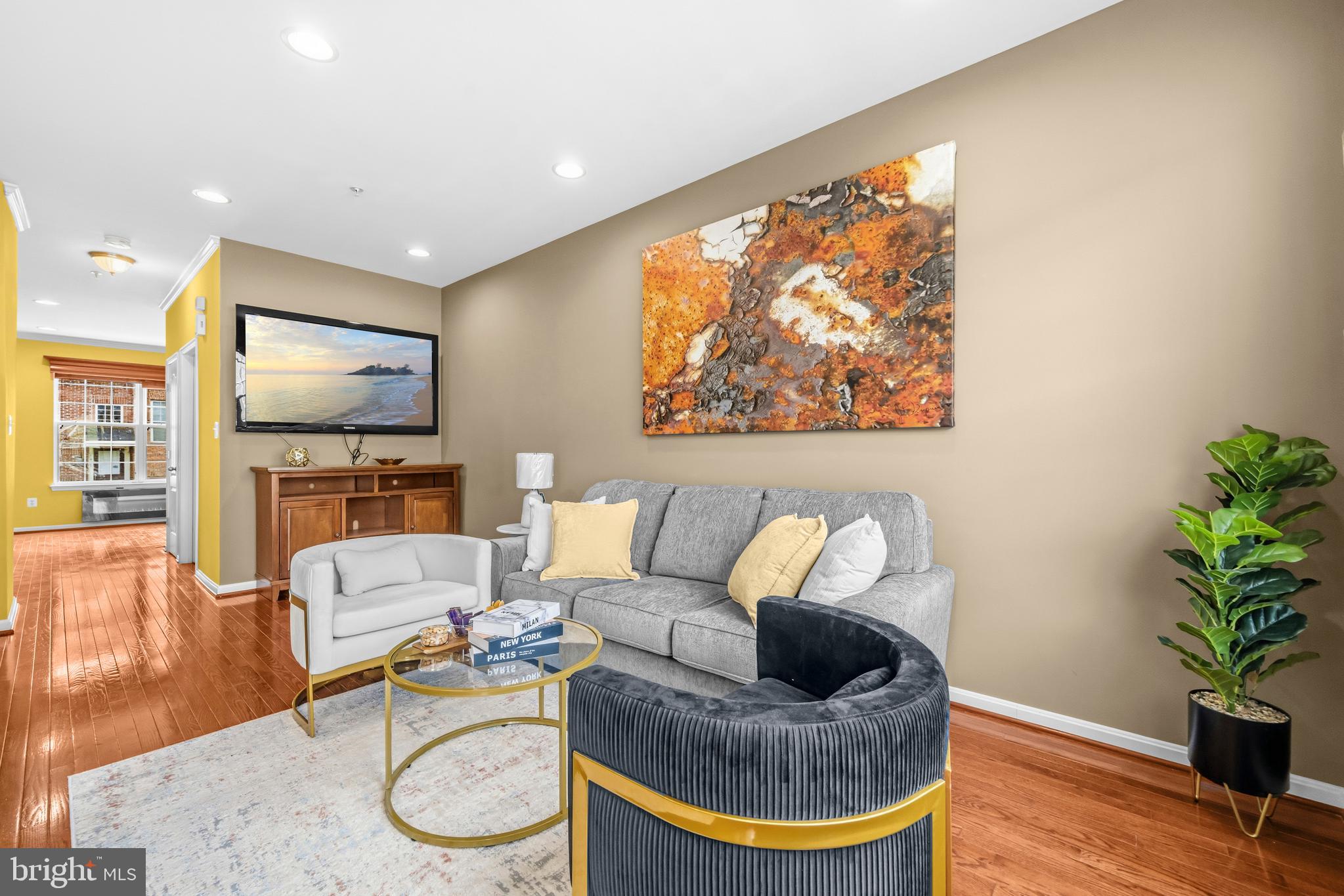 POINTE AT ARUNDEL PRESERVES - Residential