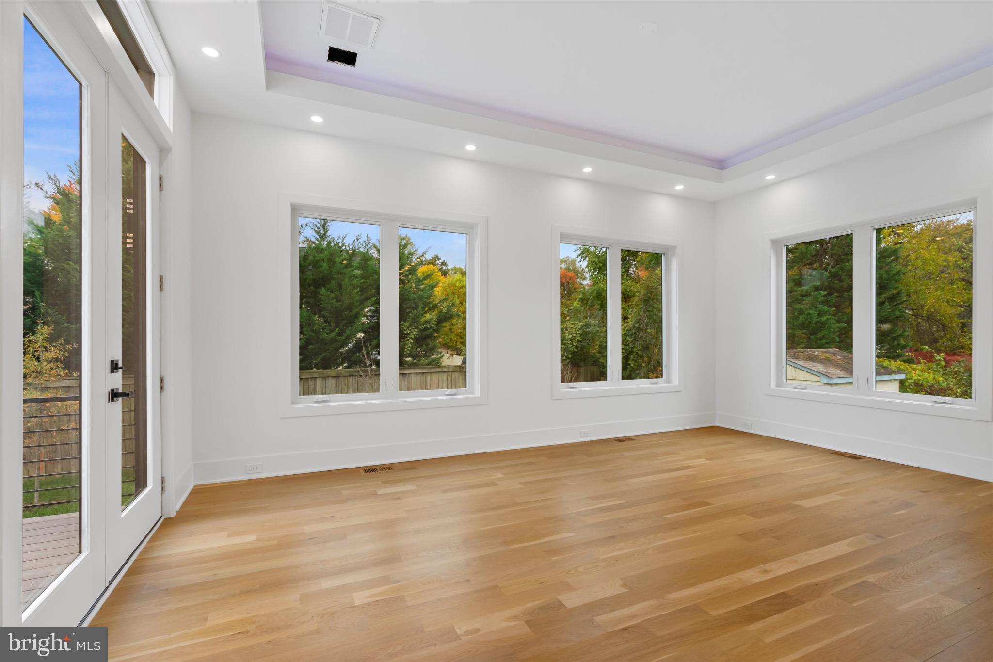 PIMMIT HILLS - Residential