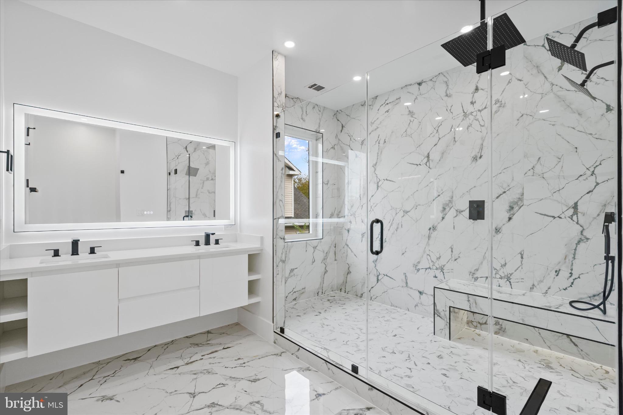 PIMMIT HILLS - Residential