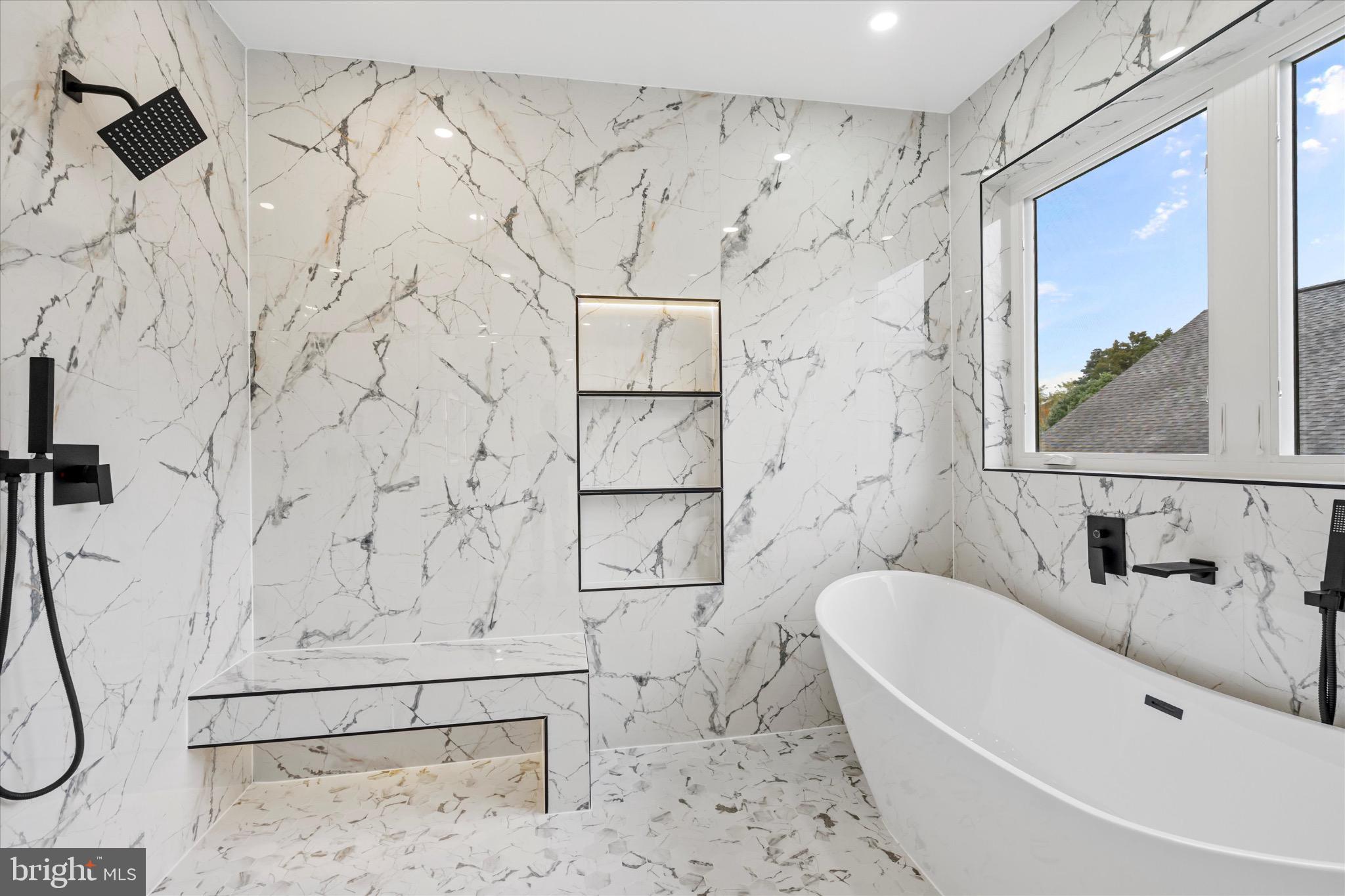 PIMMIT HILLS - Residential