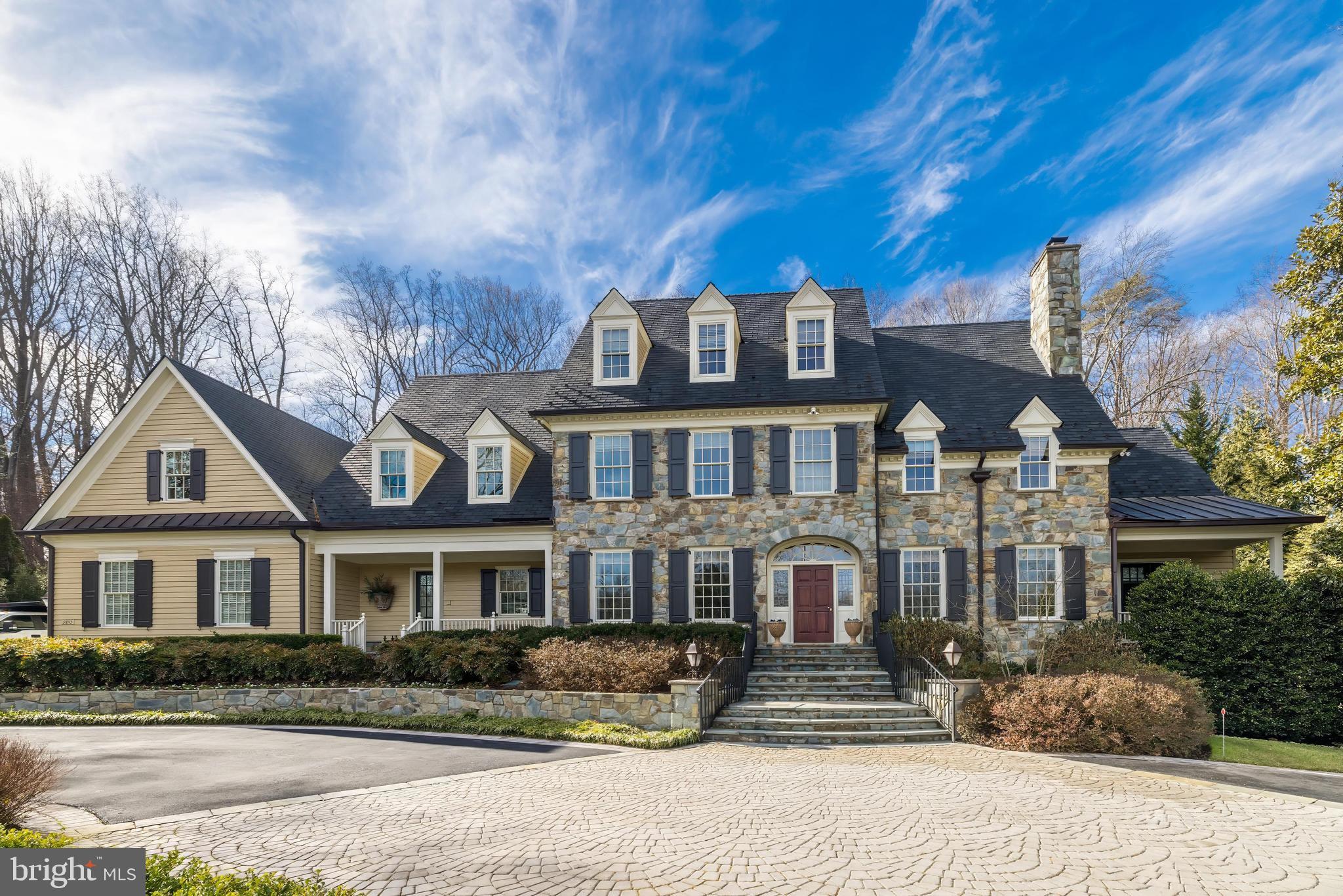LANGLEY FOREST - Residential