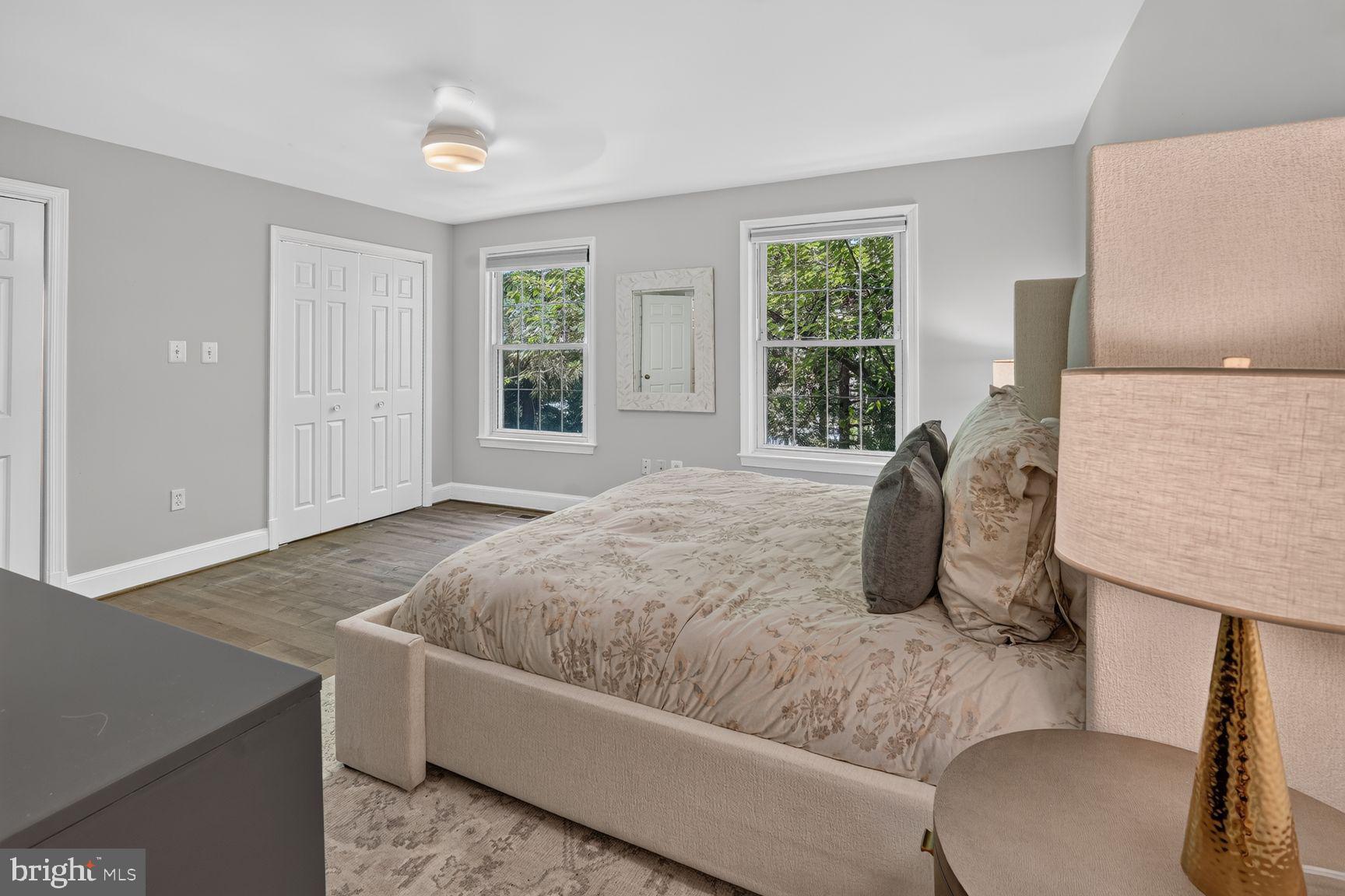 SUTTON PLACE - Residential