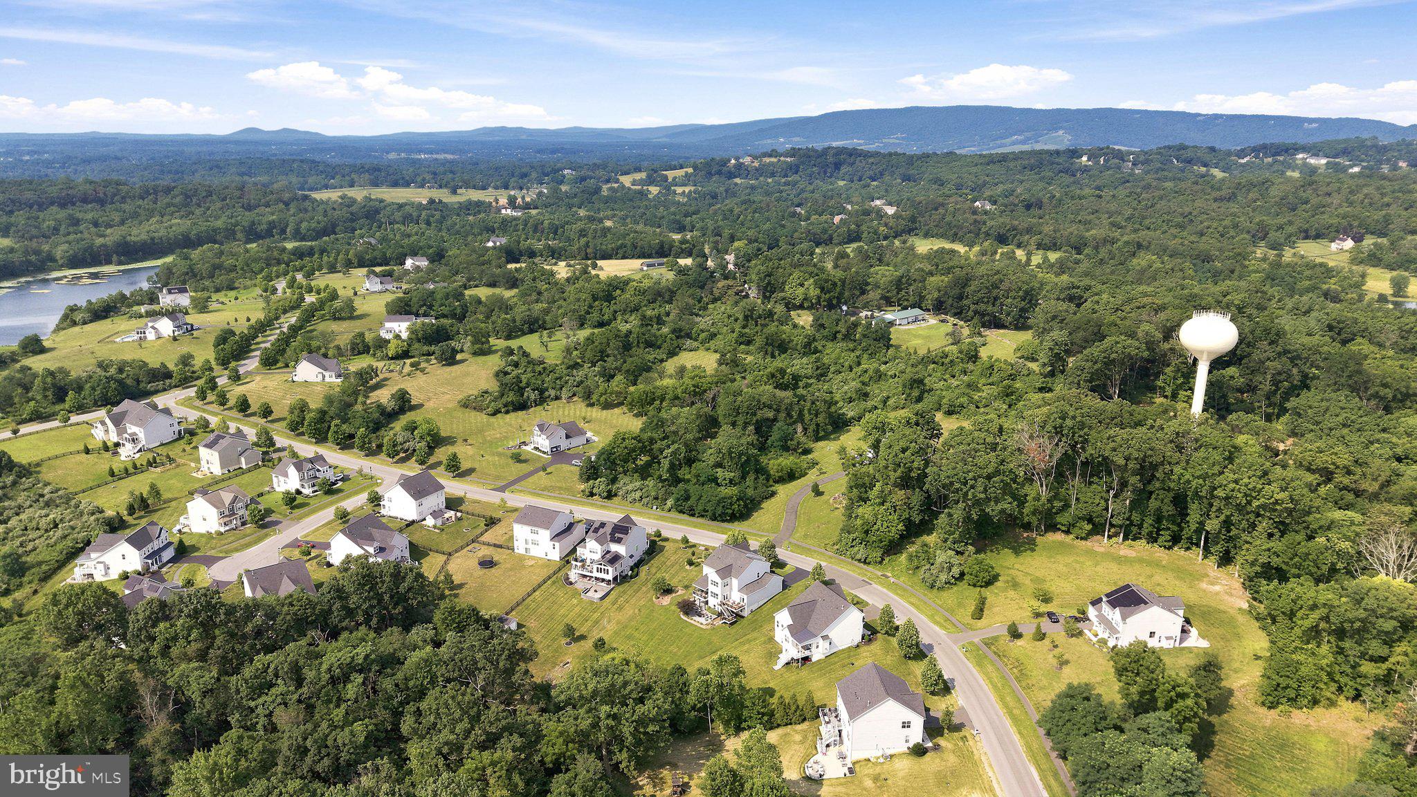 THE BLUFFS AT SLEETER LAKE - Residential