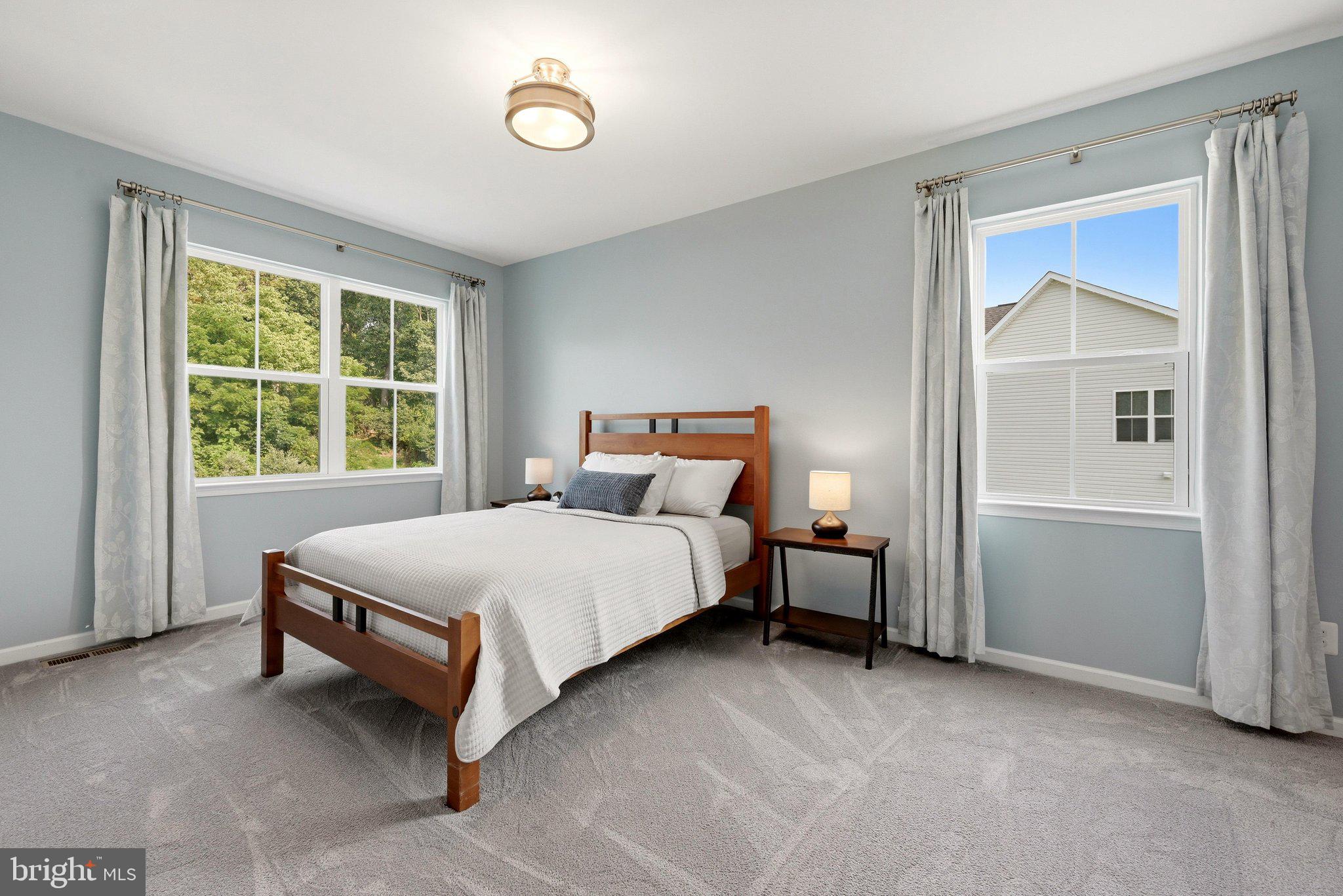 THE BLUFFS AT SLEETER LAKE - Residential