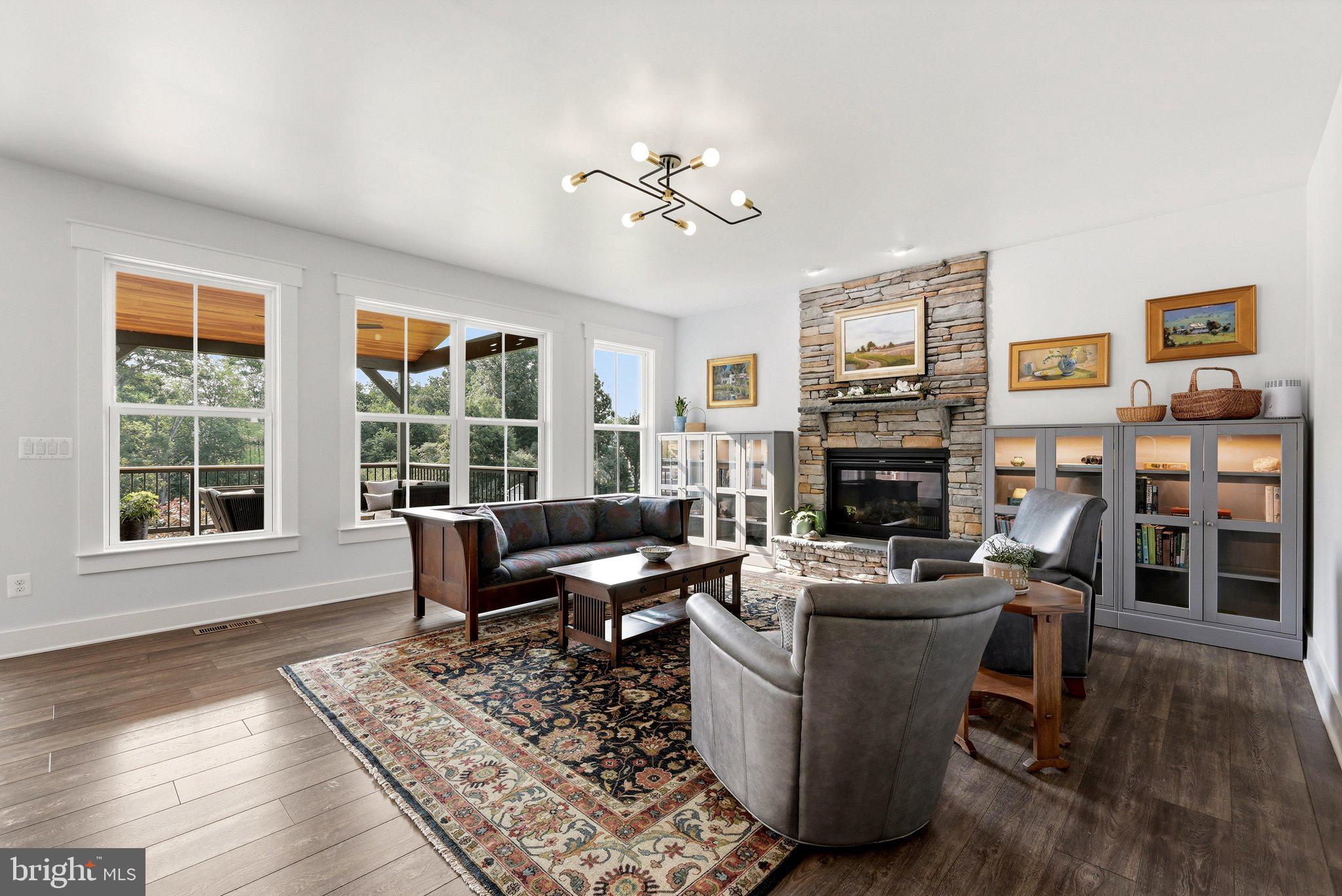 THE BLUFFS AT SLEETER LAKE - Residential