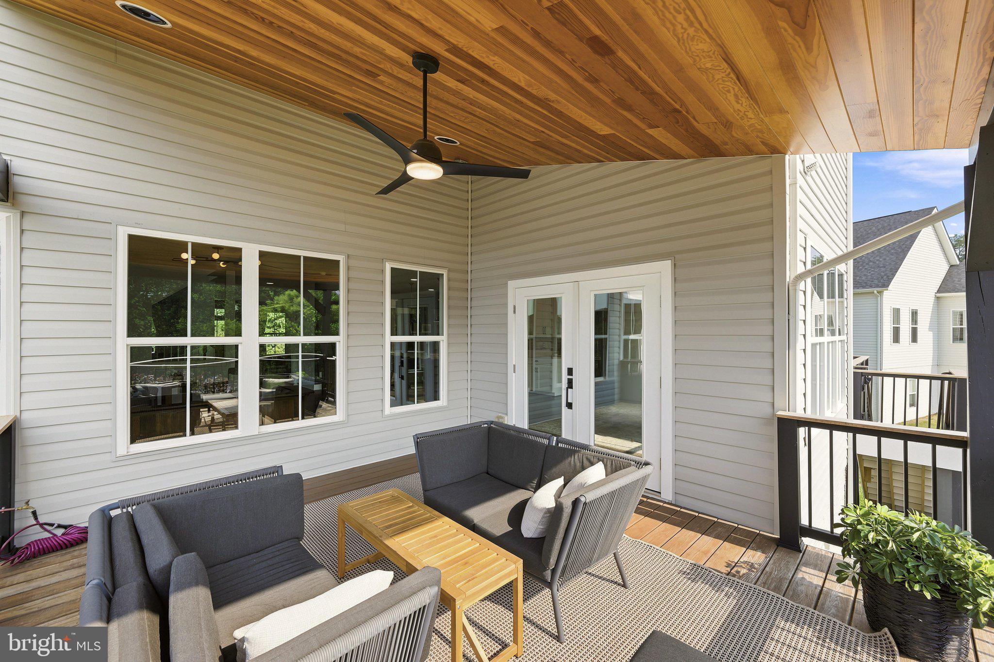 THE BLUFFS AT SLEETER LAKE - Residential