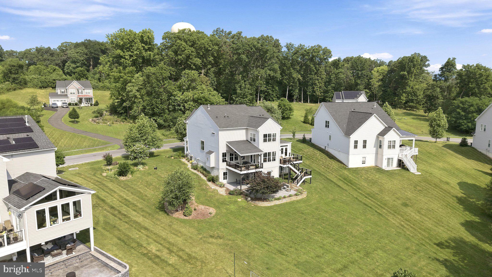 THE BLUFFS AT SLEETER LAKE - Residential