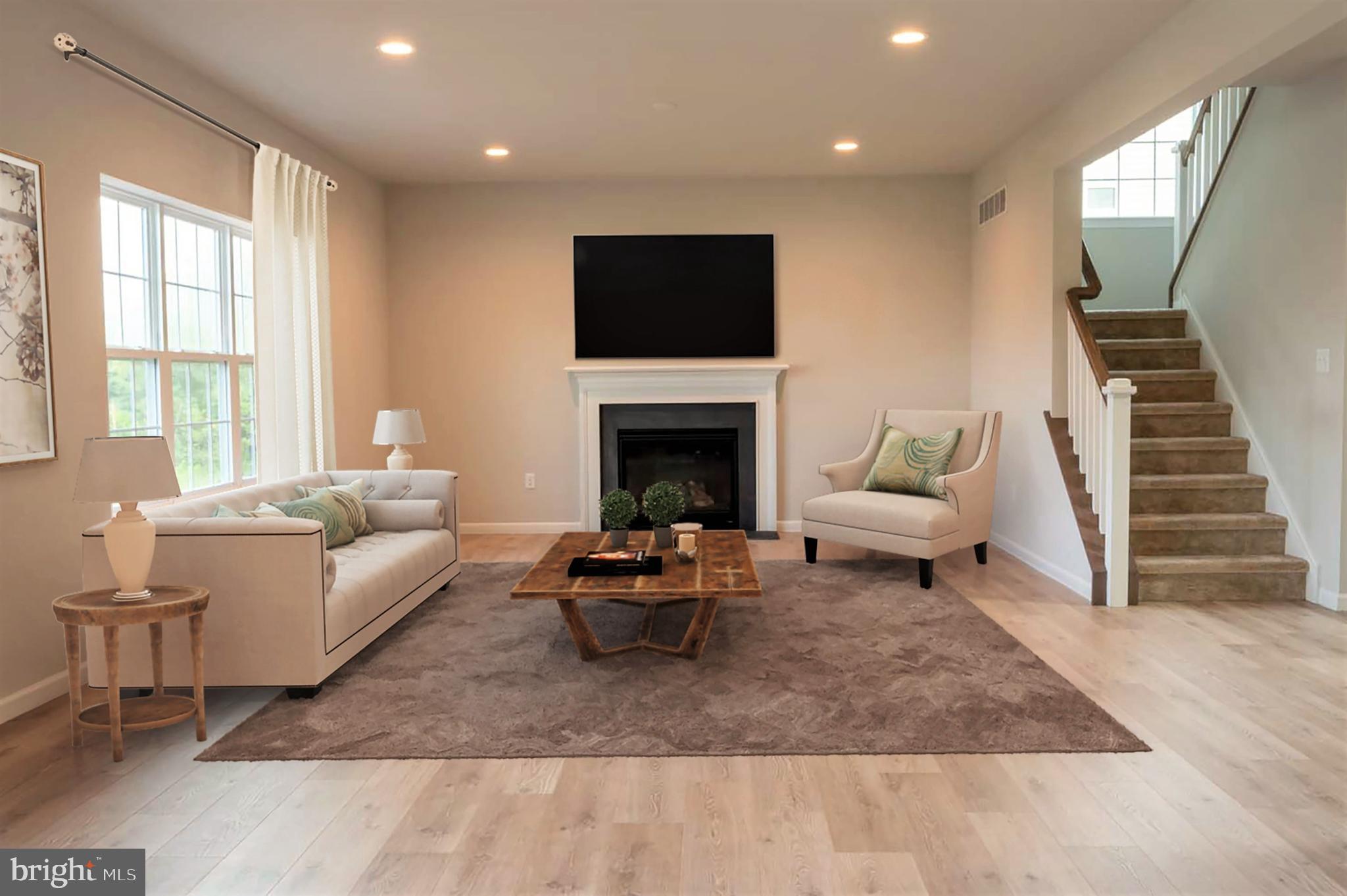 MELVILLE RUN - Residential