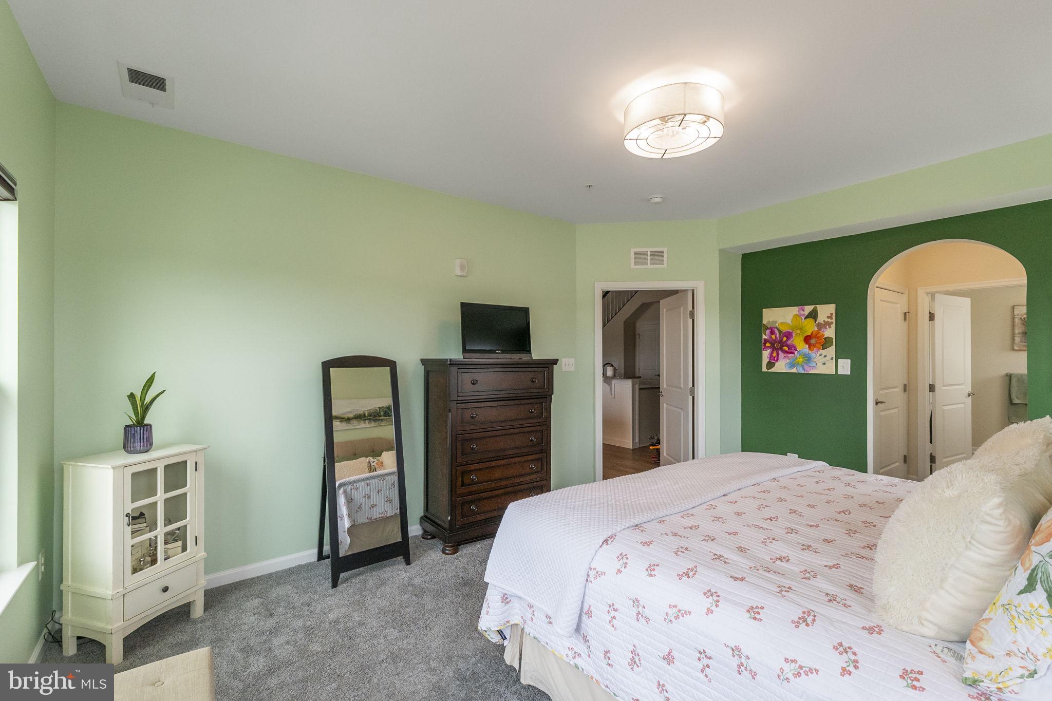 LINTON AT BALLENGER - Residential