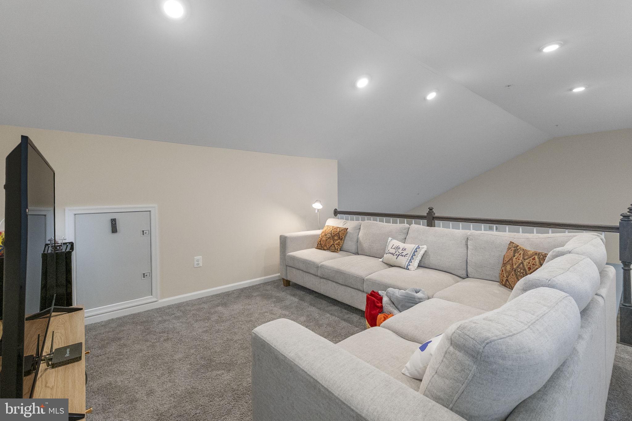 LINTON AT BALLENGER - Residential