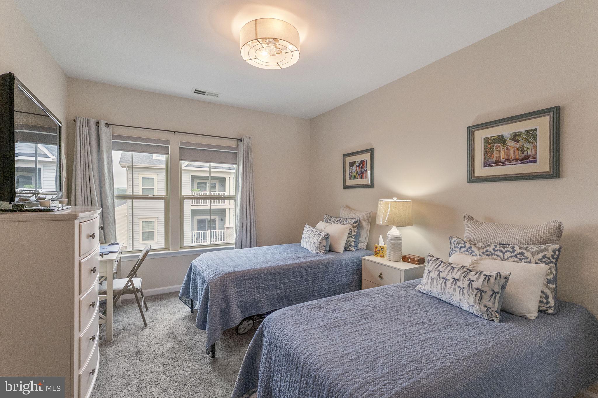LINTON AT BALLENGER - Residential