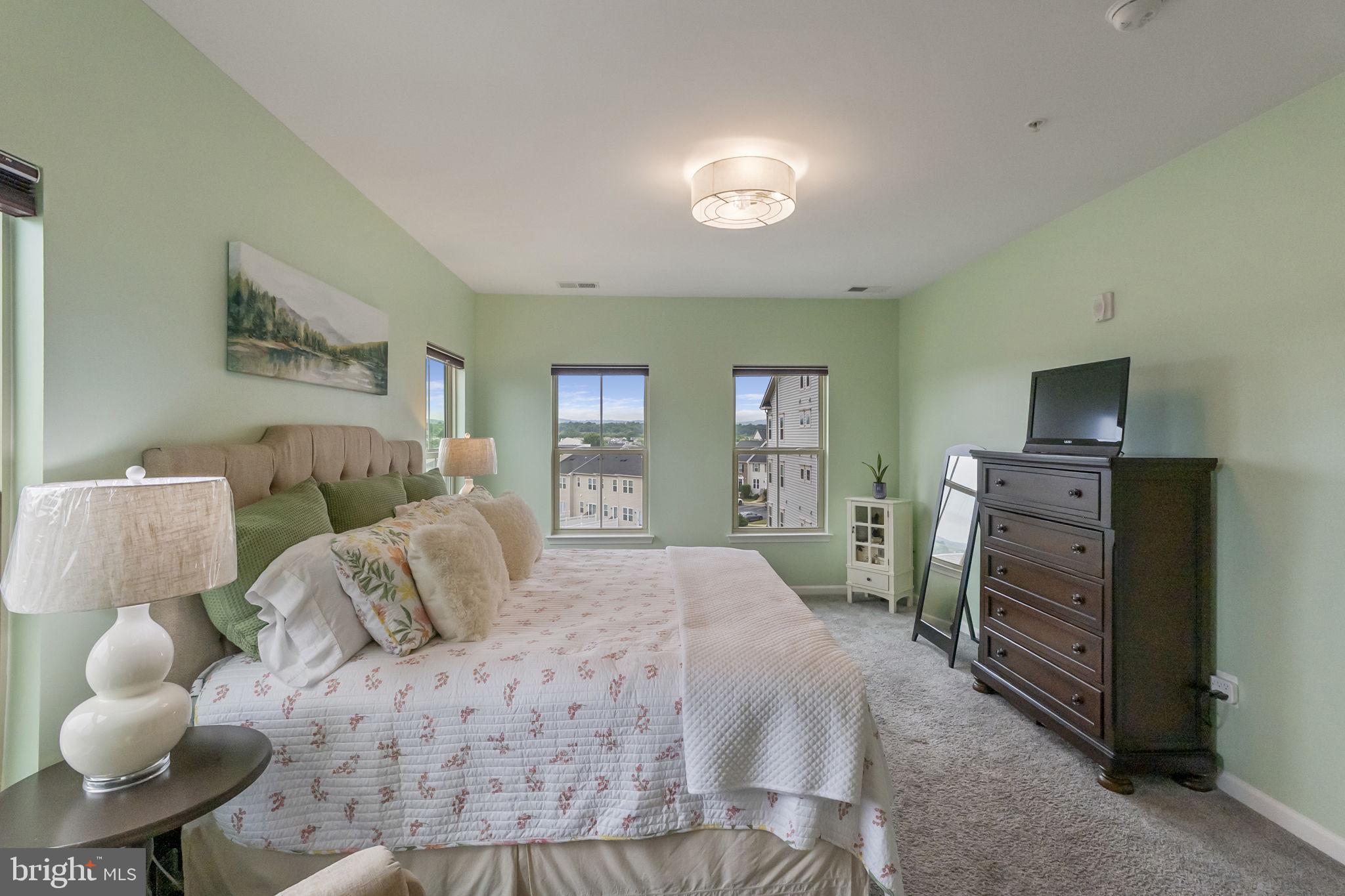 LINTON AT BALLENGER - Residential