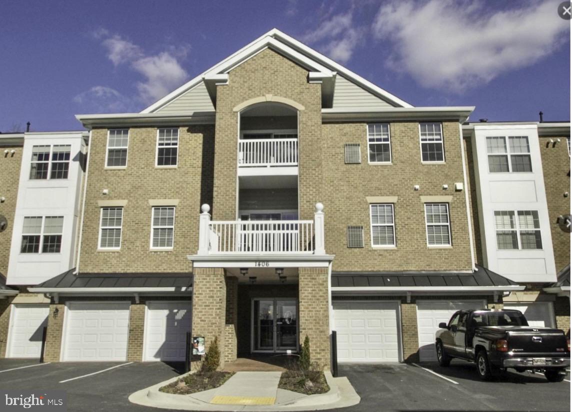 Rare opportunity to get a penthouse condo. Wonderful location, walking distance to shopping center. Premiere 55+ community.  Penthouse with quiet peaceful view off deck. Granite countertops with cherry cabinets and stainless still appliances, large walk- in closet in master bedroom and a soaking tub with separate shower in master bath . Recently added custom drapes. Come by and take a look. Well maintained building.-