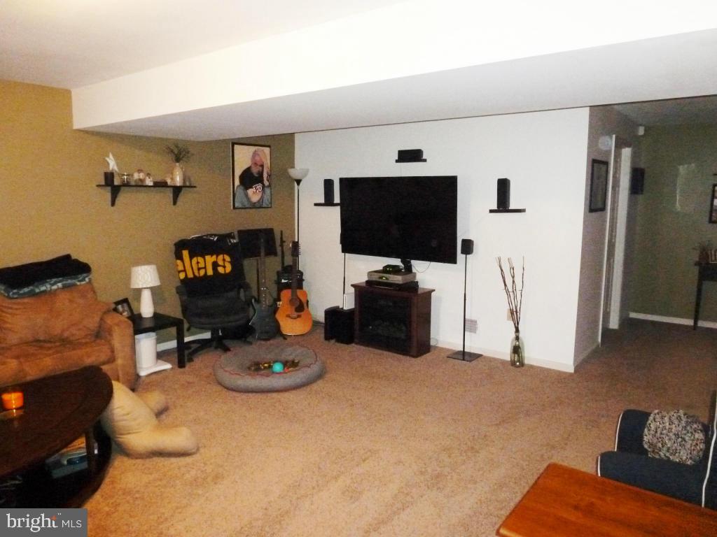 MAPLEWOOD HEIGHTS - Residential