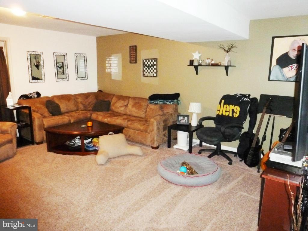 MAPLEWOOD HEIGHTS - Residential